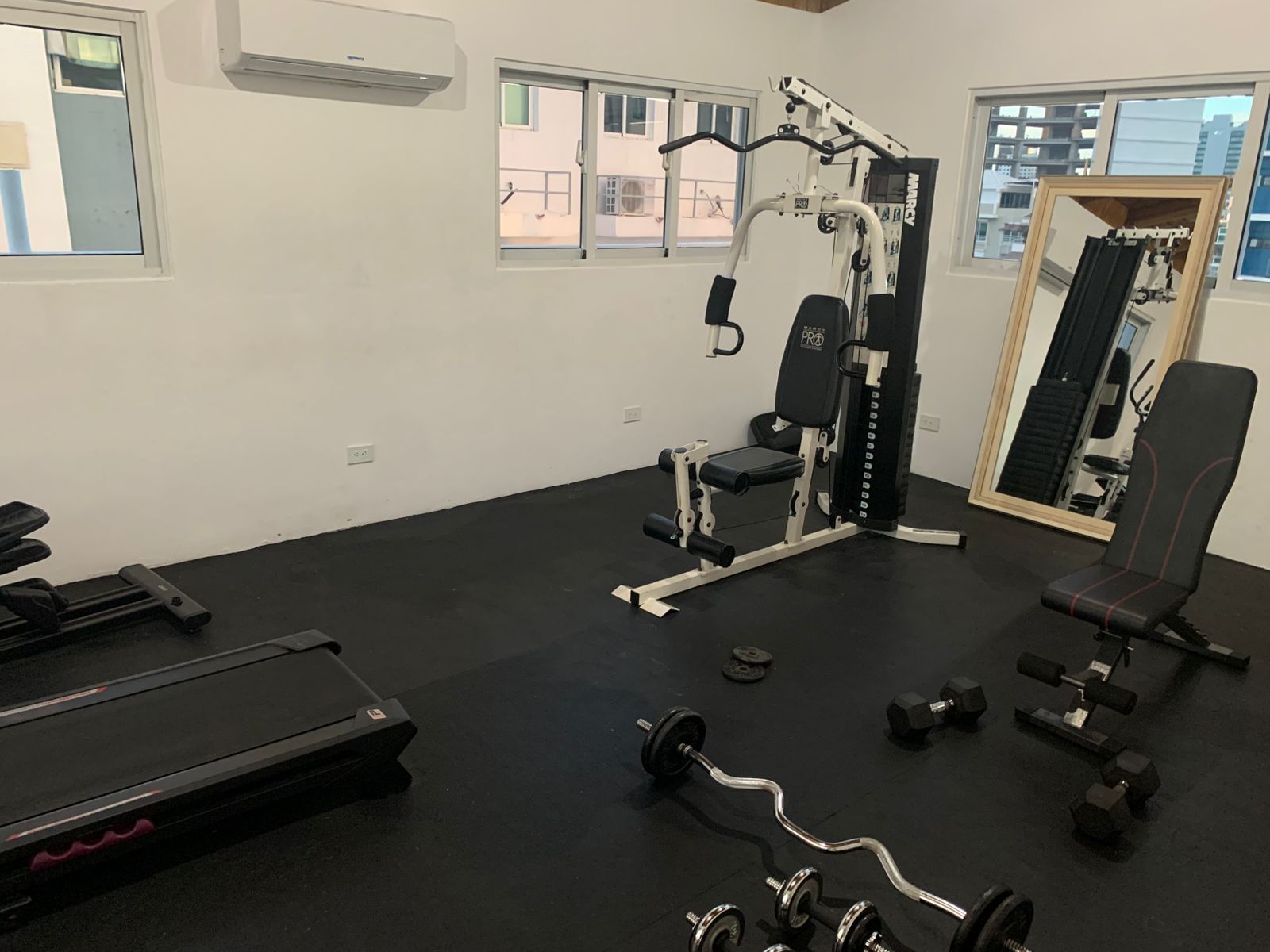 El Apartamento esta en un Tercer Nivel Tiene…. NACO    128.5 metros cu Foto 7312731-14.jpg
