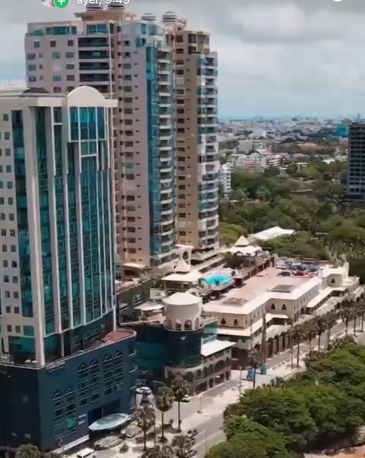 APARTAMENTO EN ALQUILER AMUEBLADO EN MALECÓN CENTER Foto 7312786-10.jpg