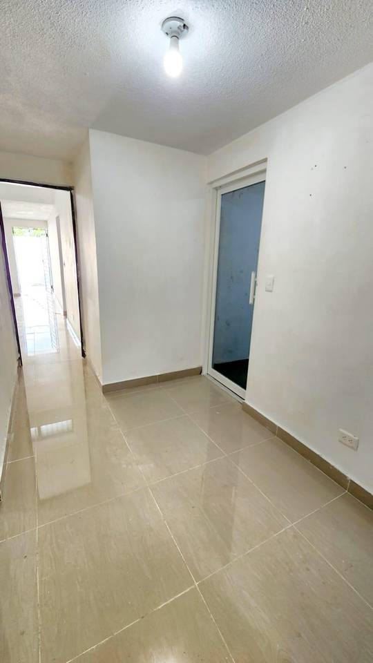 CASA PRIMER NIVEL EN ALQUILER PARA FINES COMERCIALES Foto 7312787-5.jpg