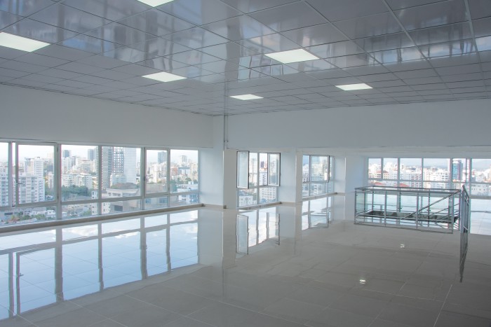 EXCLUSIVO LOCAL CORPORATIVO EN VENTA O RENTA  SANTO DOMINGO Foto 7312835-2.jpg