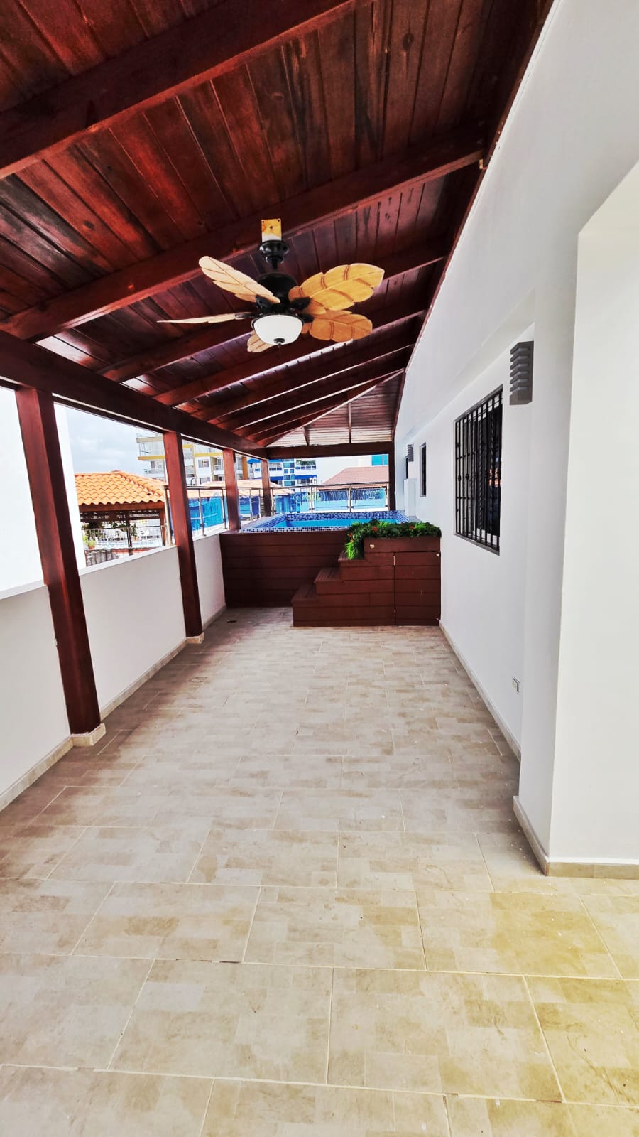 Penthouse en Venta – Urb. Real  USD400000  Exclusivo penthouse con 300 Foto 7312908-15.jpg
