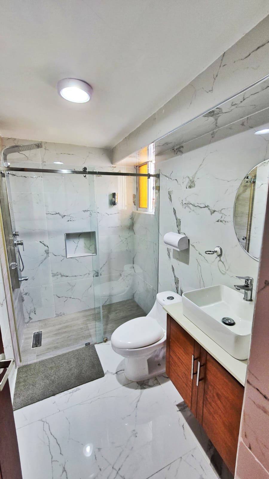 Penthouse en Venta – Urb. Real  USD400000  Exclusivo penthouse con 300 Foto 7312908-9.jpg