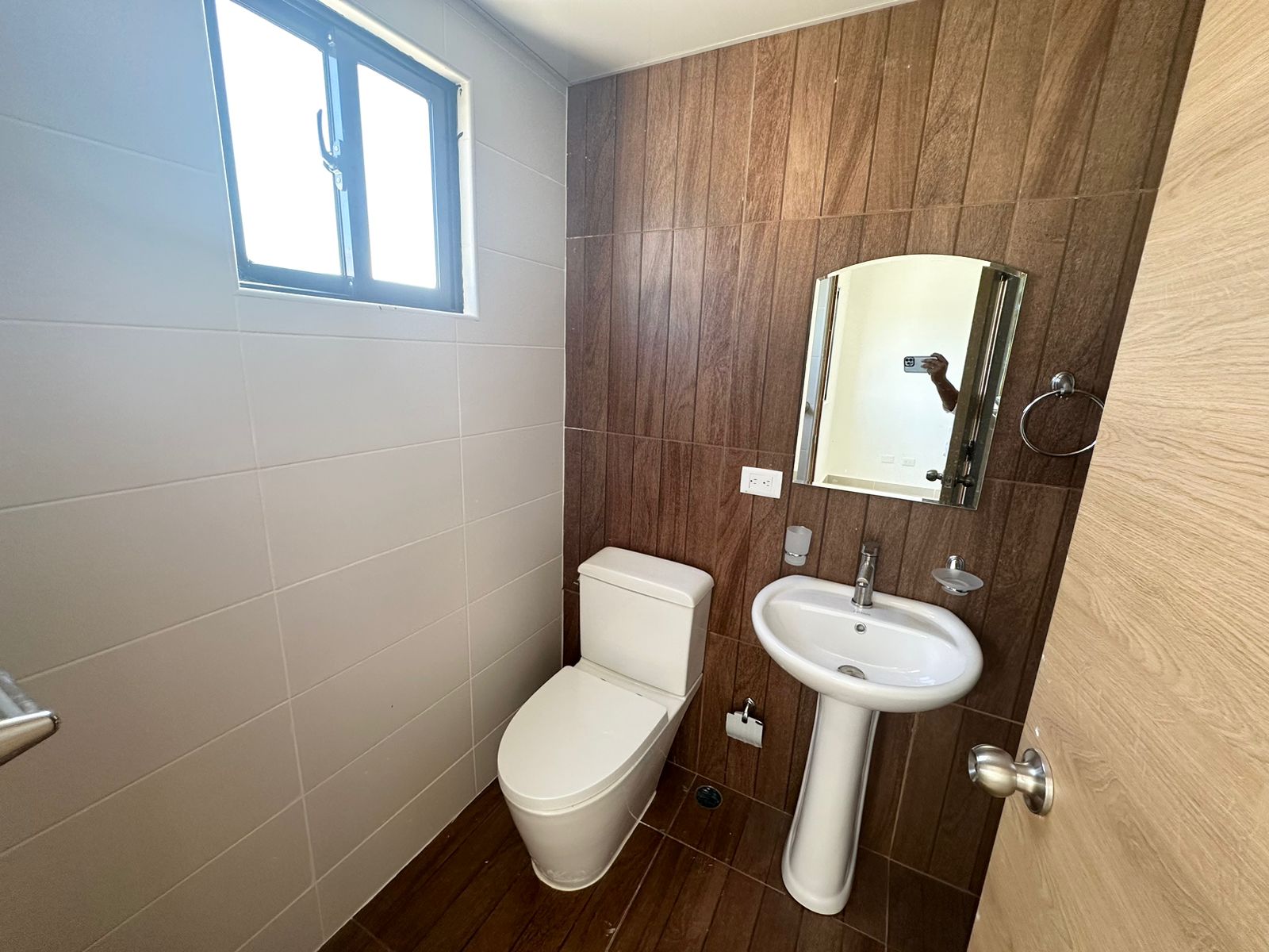 Apartamento de 3 Habitaciones en Venta en Arroyo Hondo. Foto 7312989-3.jpg