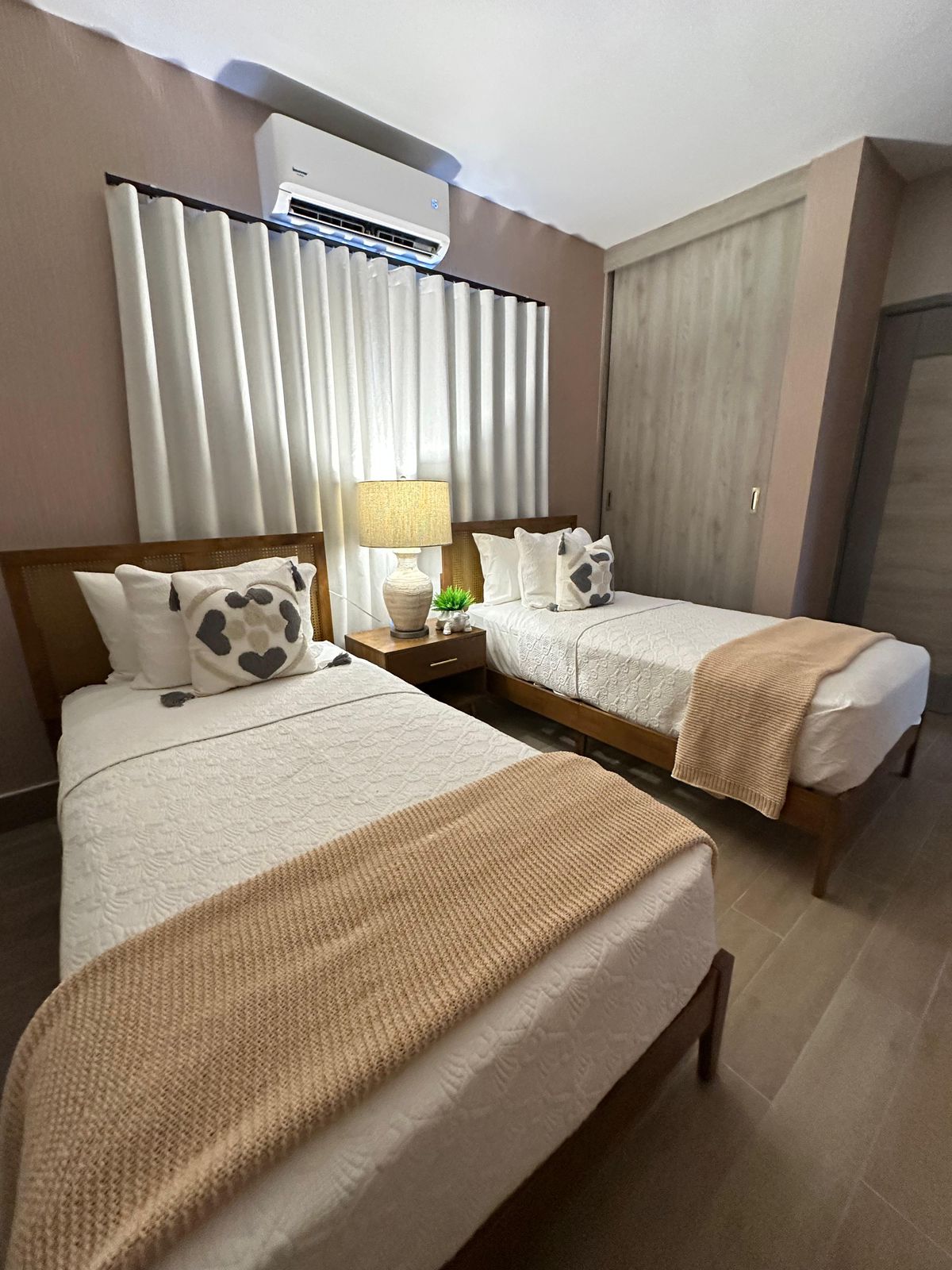 Villa de 4 Habitaciones en Venta en Juan Dolió.  Foto 7313130-2.jpg