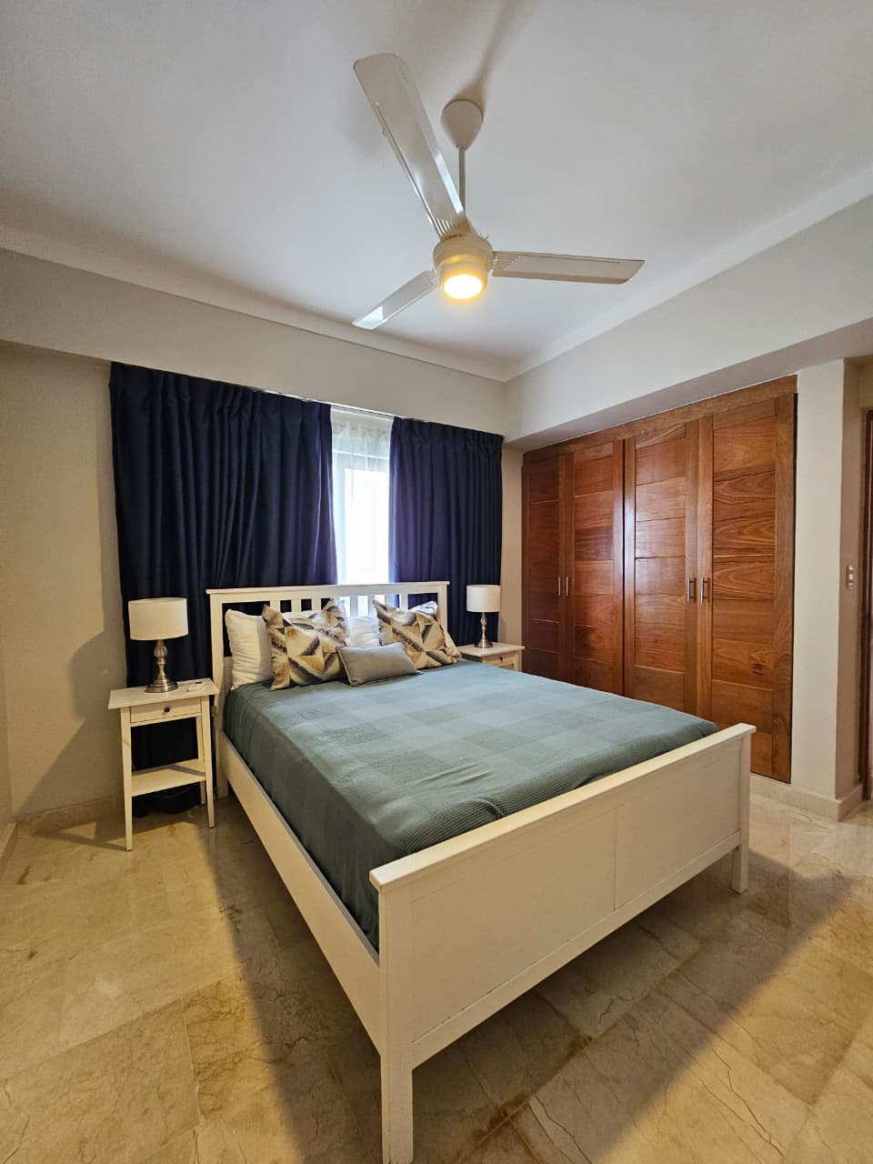 Apartamento Amueblado en Alquiler  Evaristo Morales Foto 7313192-8.jpg