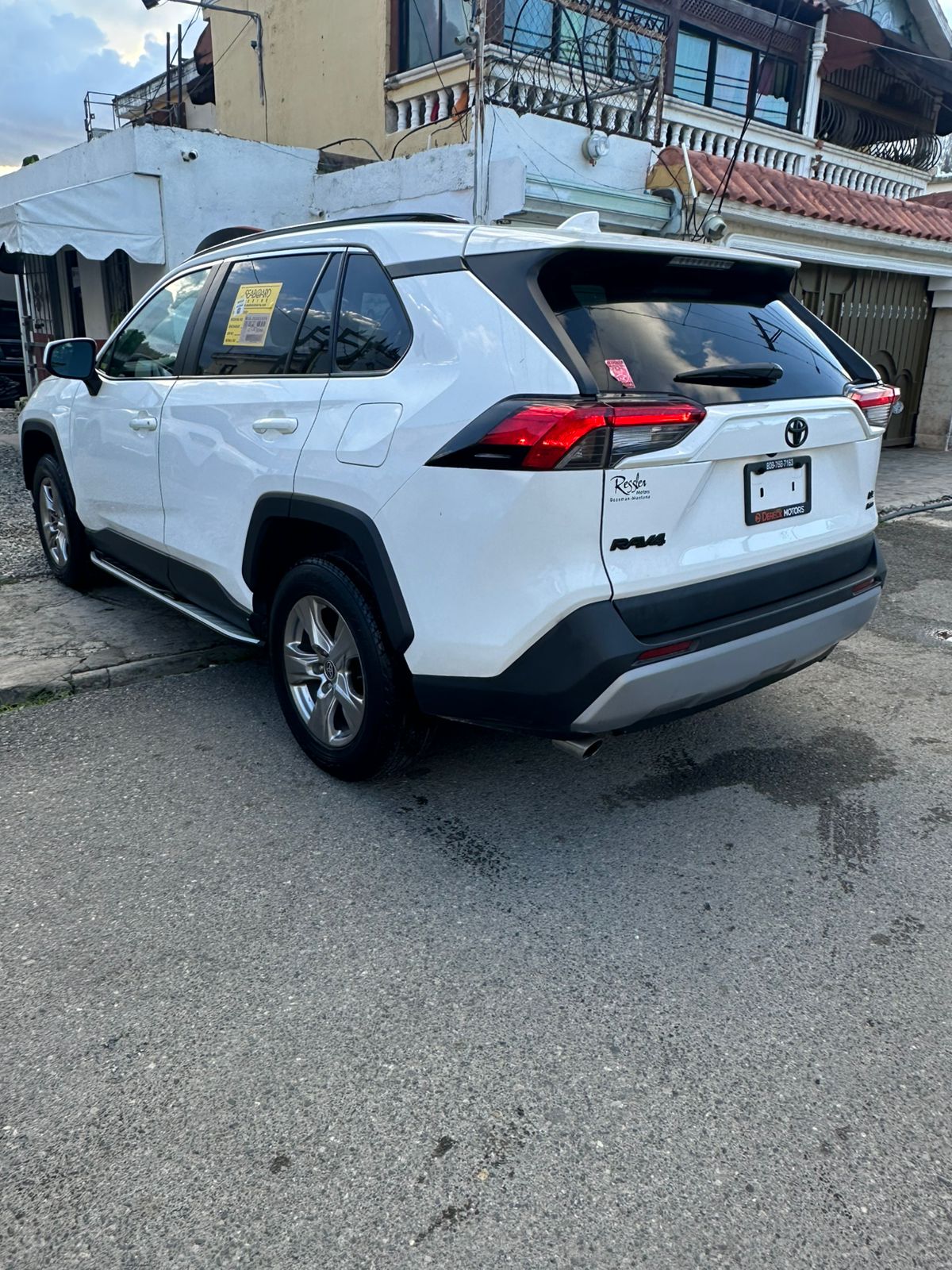 Toyota Rav4 LE 2020 Foto 7313530-4.jpg
