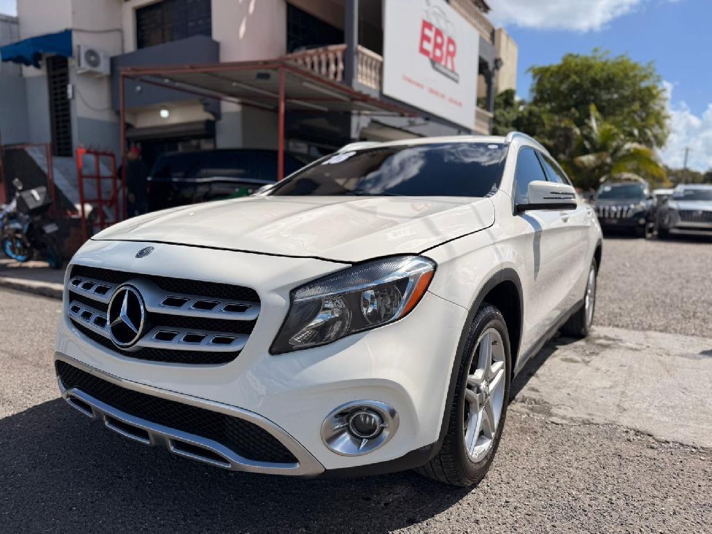 Mercedes Benz GLA250 4 Matícese 2018 Foto 7313559-1.jpg