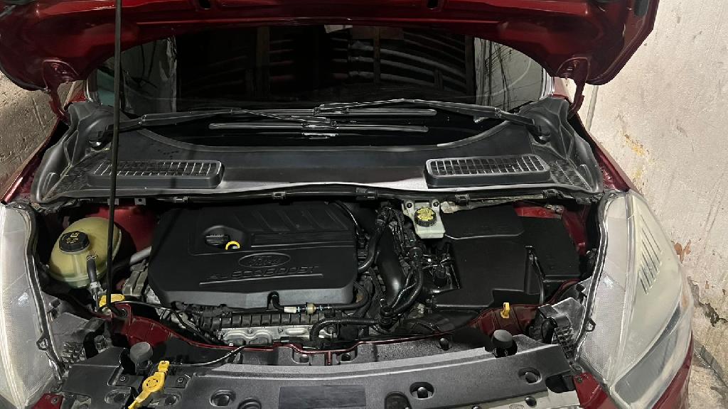 vendo ford escape 2018 motor 1.5 ecoboost super economica cero fallo  Foto 7313572-4.jpg