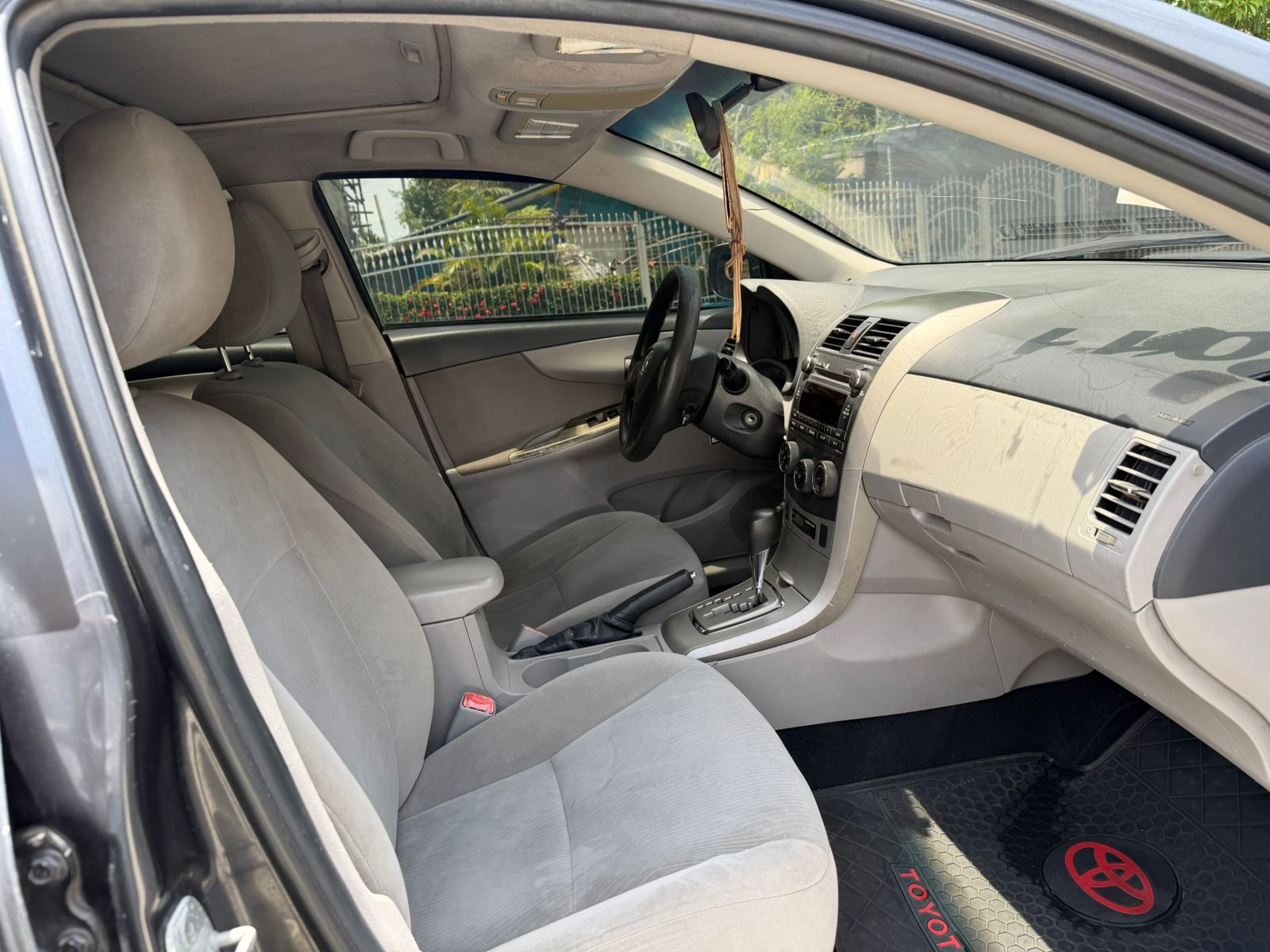 toyota corolla 2011 Foto 7313643-10.jpg