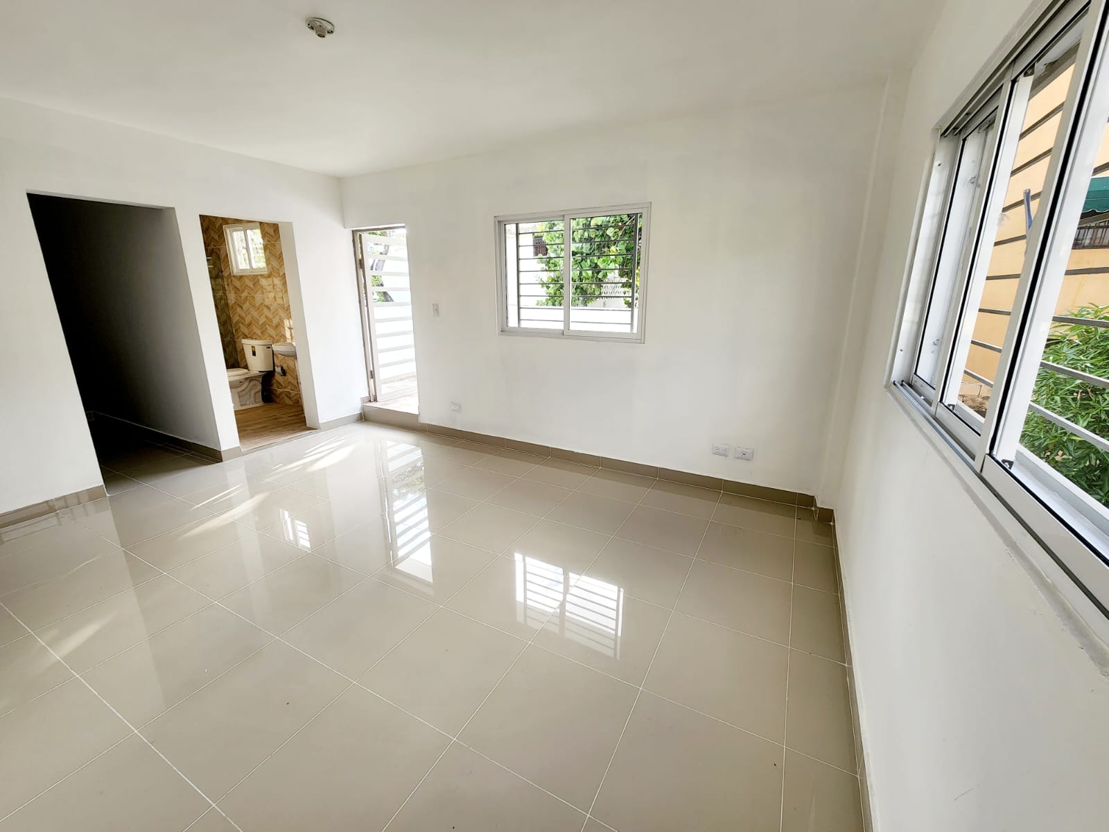 Casa en Alquiler – Segundo Nivel  Próximo a la Av. Independencia Km. 7 Foto 7313667-5.jpg