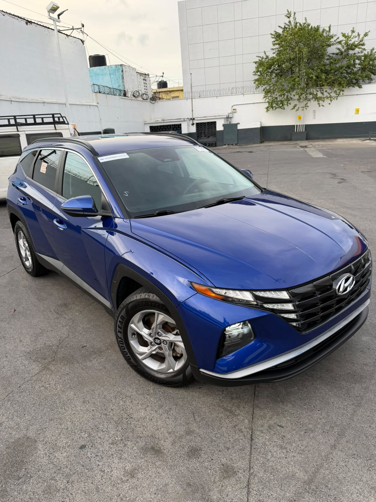 Hyudnai Tucson 2022 SE Foto 7313733-3.jpg