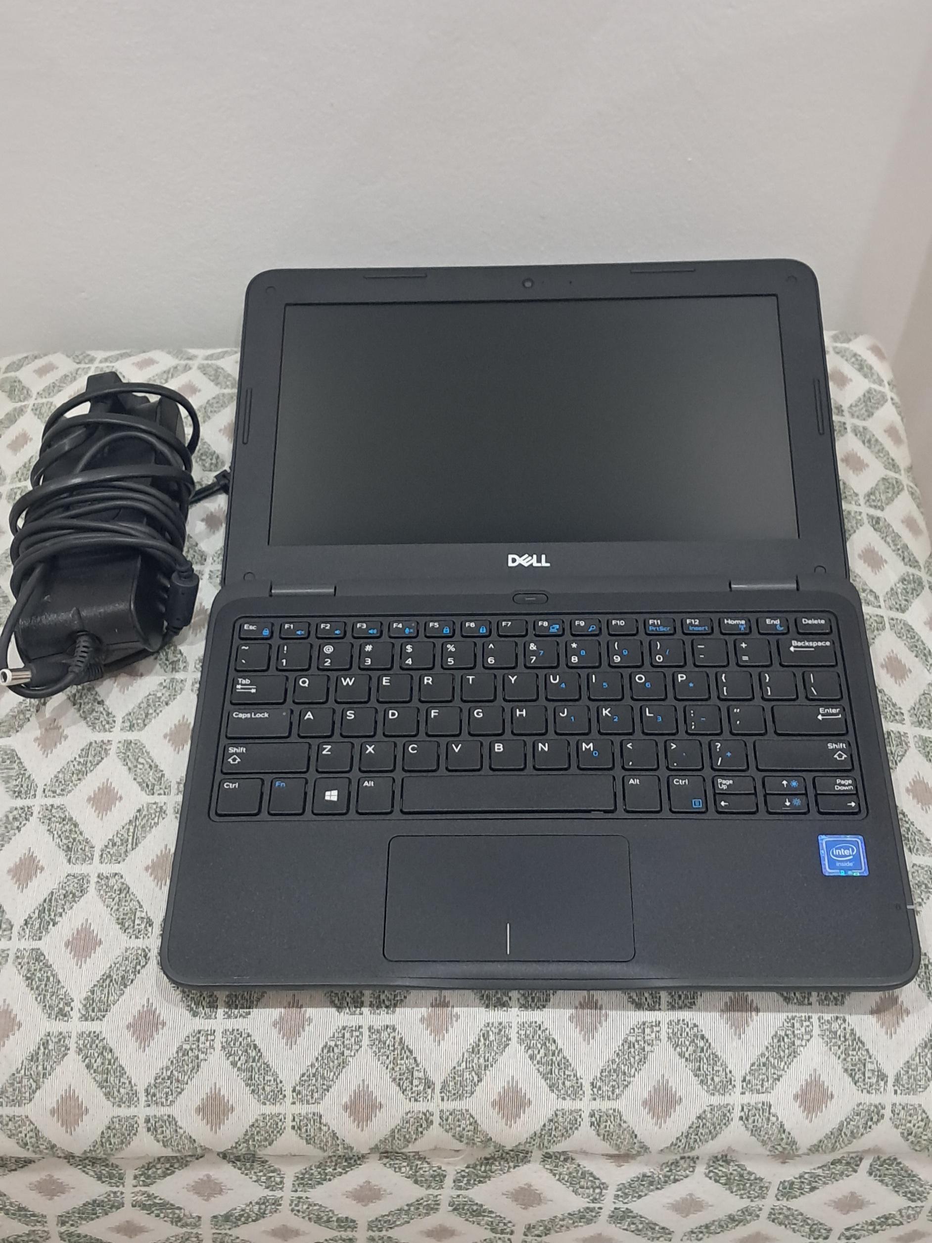 Laptop Dell 3190 128GB SSD M.2 4GB Ram DDR4 Foto 7313847-4.jpg