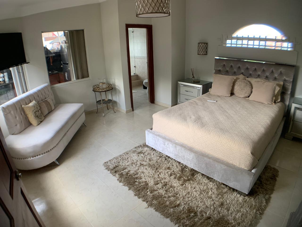 Alquiler de Estudio Amueblado en Bella Vista Santo Domingo Próximo a P Foto 7313889-9.jpg