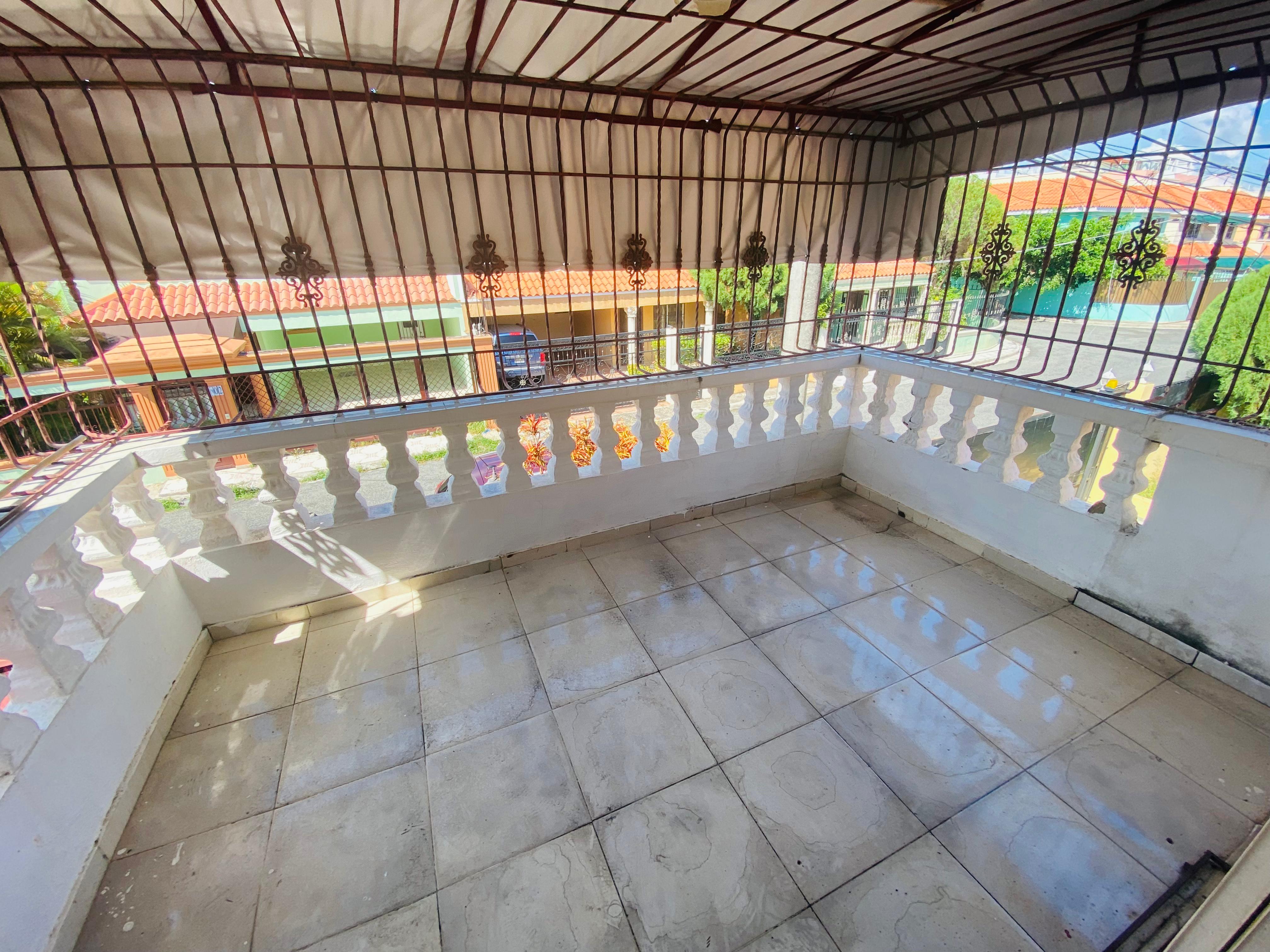 Vendo Casa en Residencial del Este  Zona Oriental    Arriba   3 Habita Foto 7313895-13.jpg