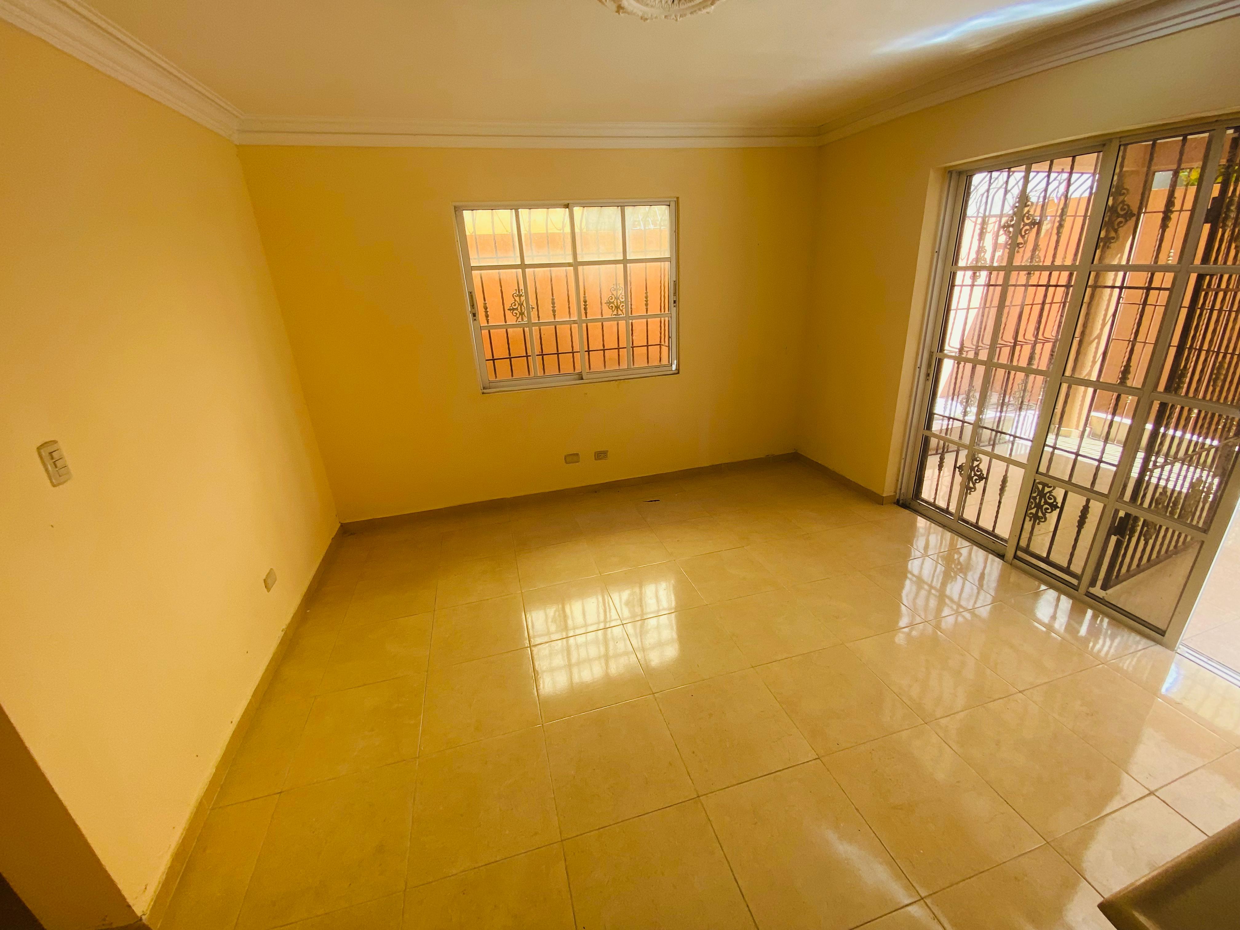 Vendo Casa en Residencial del Este  Zona Oriental    Arriba   3 Habita Foto 7313895-5.jpg