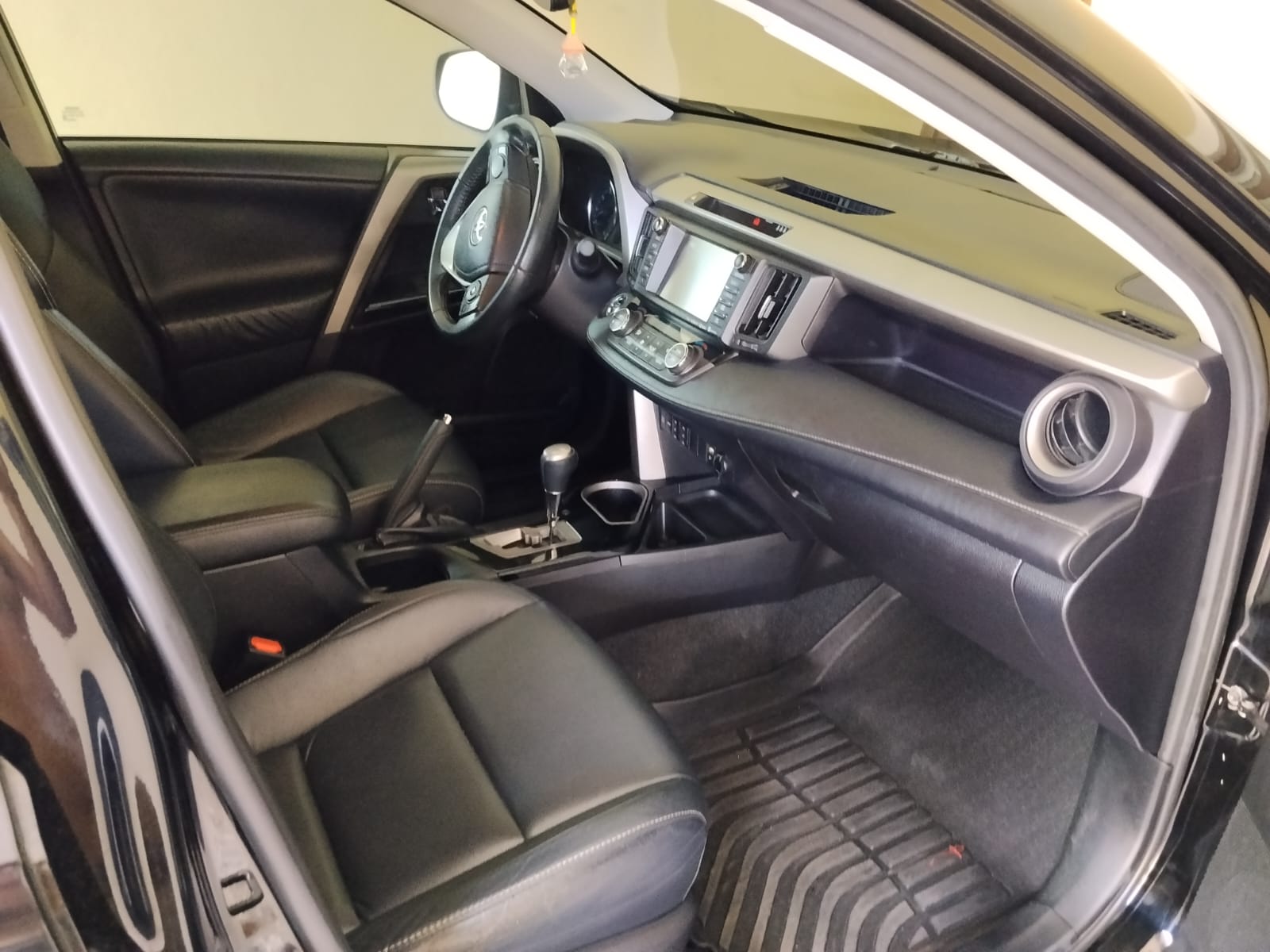 TOYOTA RAV4 LIMITE 4X4 FULL AÑO 2017 Foto 7313944-9.jpg