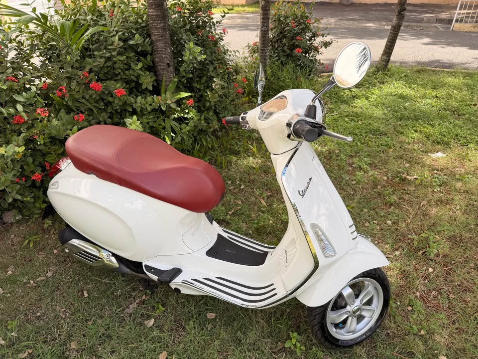 PASOLA VESPA 2022  RECIEN IMPORTADA  125 cc  NUEVAAAAA Foto 7314021-5.jpg