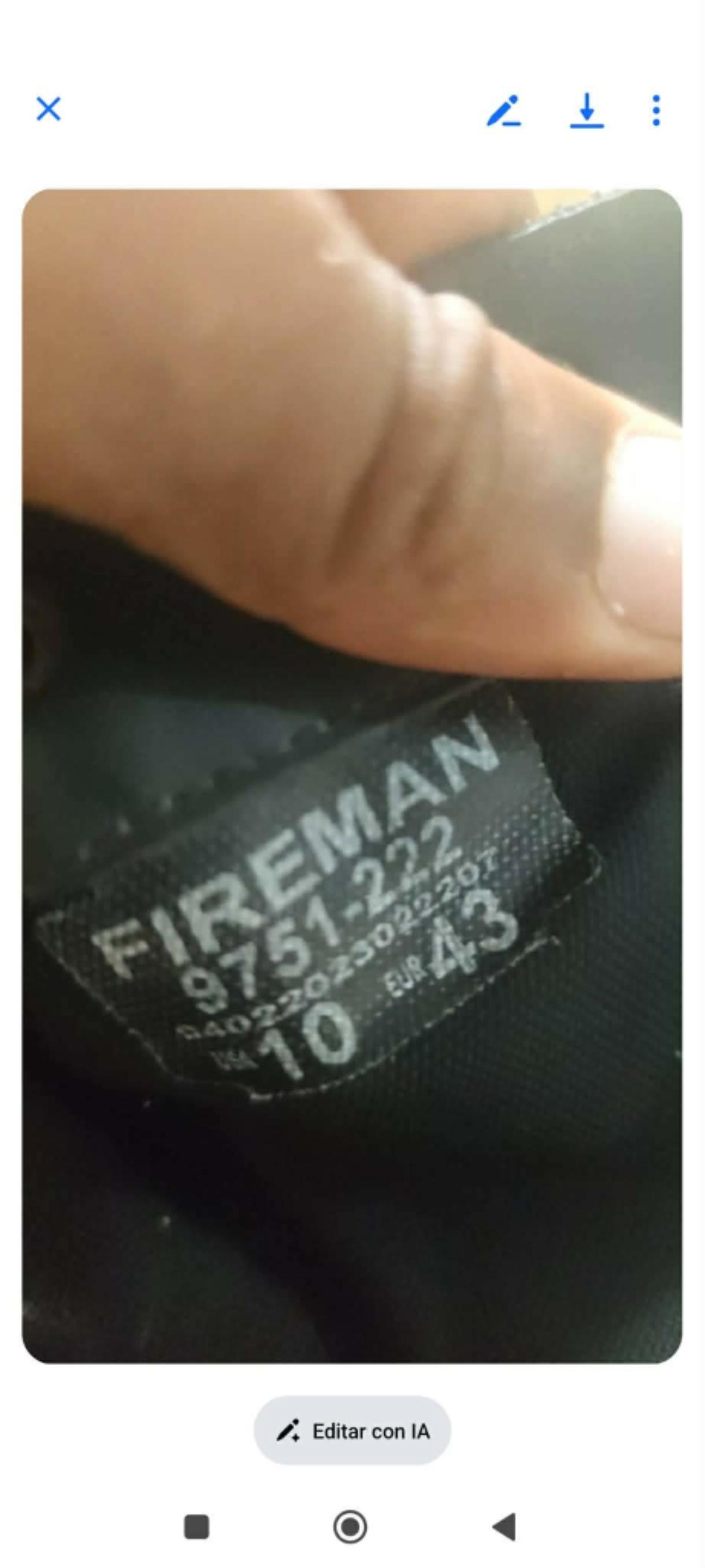 Vendo uniforme para policía dominical botas y más nuevo y usado Foto 7314044-15.jpg