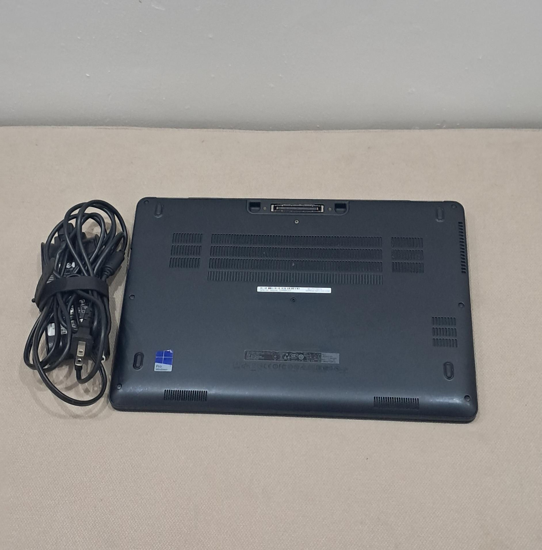 Laptop Dell i7 128GB SSD M.2 8GB DDR4 Foto 7314093-3.jpg