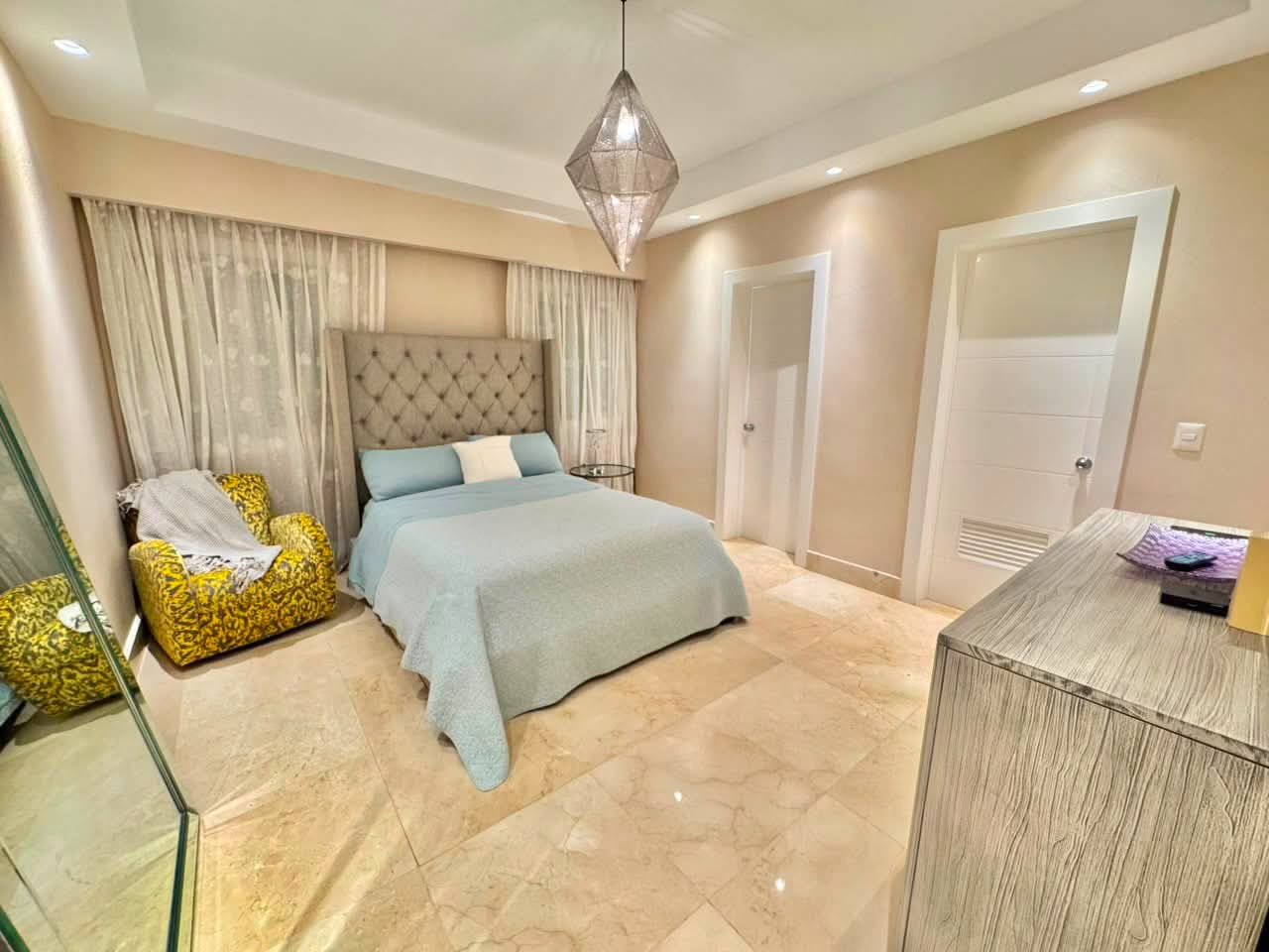 Apartamento en Venta LOS CACICAZGOS USD 1075000.00 Mantenimiento RD300 Foto 7314109-14.jpg