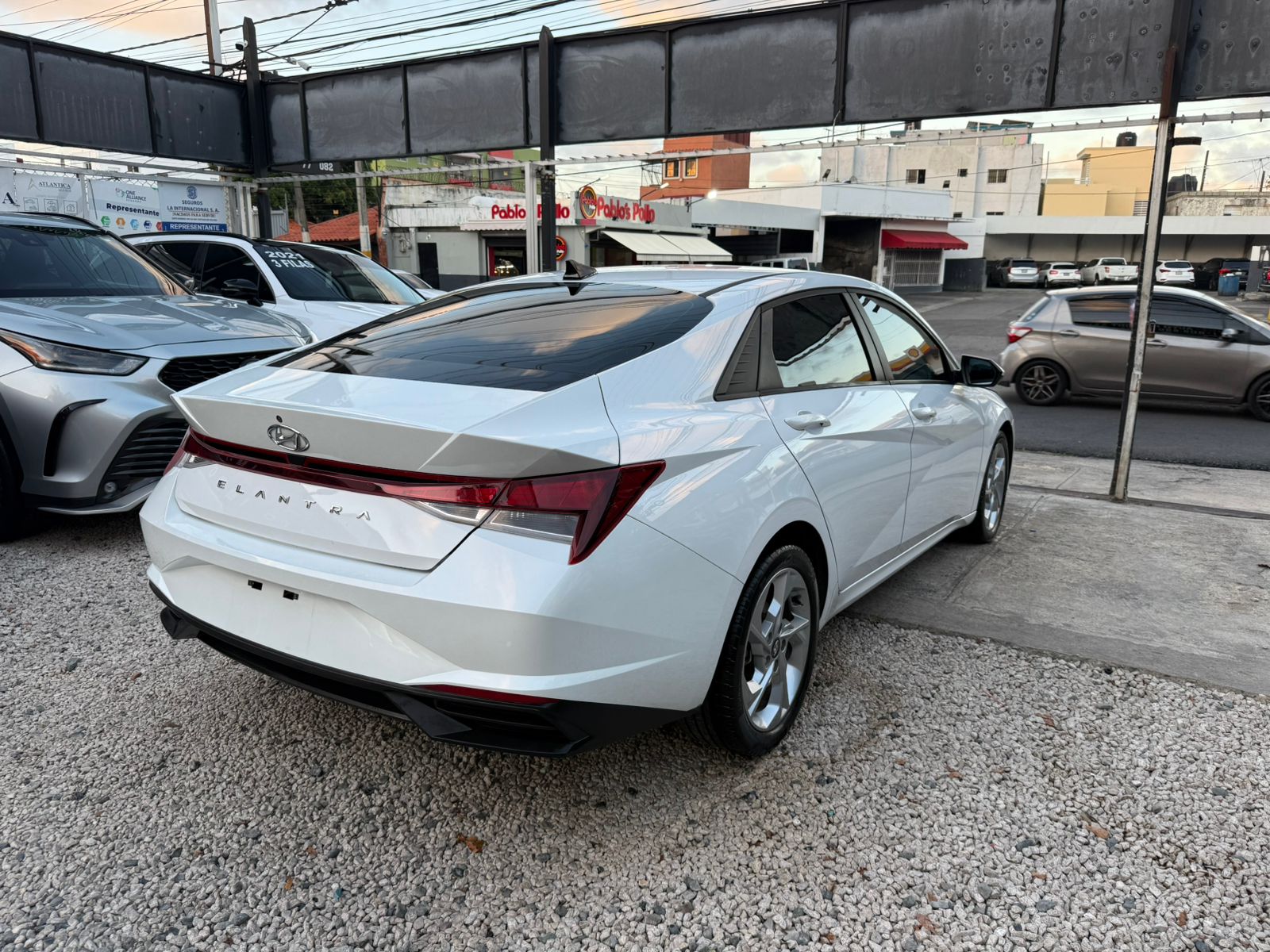 HYUNDAI ELANTRA SE 2021 Foto 7314167-5.jpg