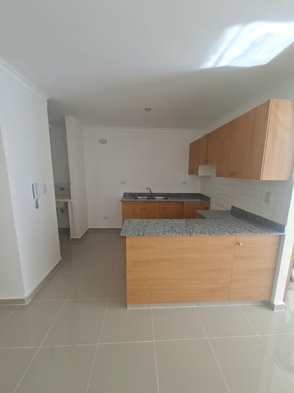 ALQUILO APARTAMENTO EN AUTOPISTA SAN ISIDRO Foto 7314201-2.jpg