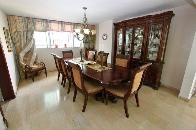 VENDO PENTHOUSE EN NACO CON 5 PARQUEOS Foto 7314227-6.jpg