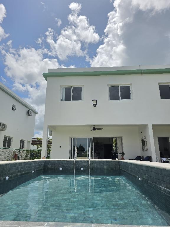 Vendo hermosa villa en Vista Cana Foto 7314384-1.jpg