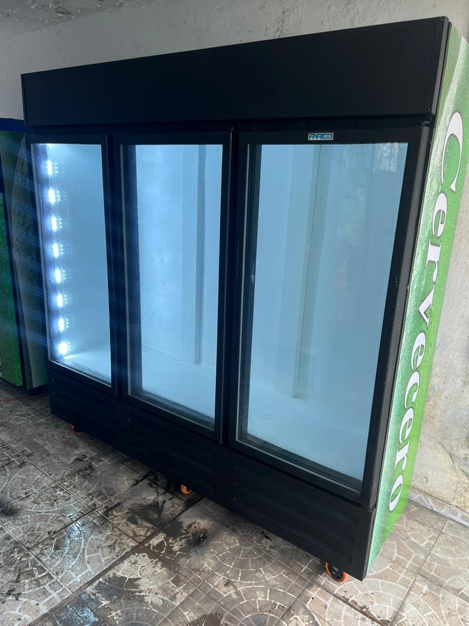 Refrigeradores FARCO para cerveza Renovados 1234 puertas Foto 7314525-5.jpg