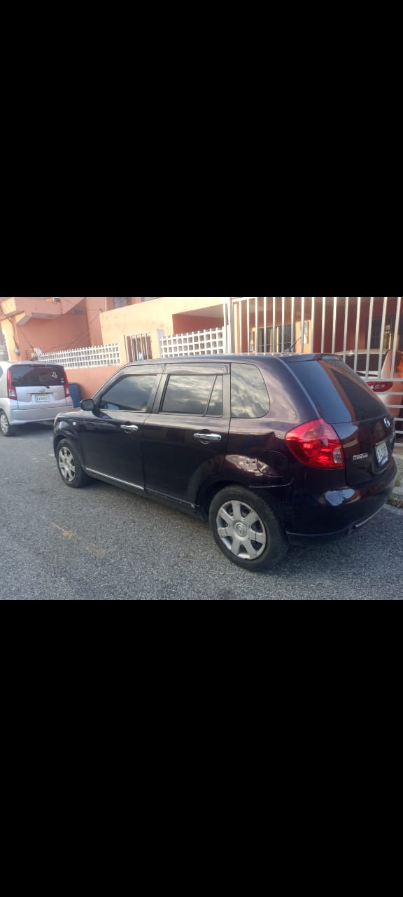 Mazda Veriza Año 2010 Foto 7314663-2.jpg