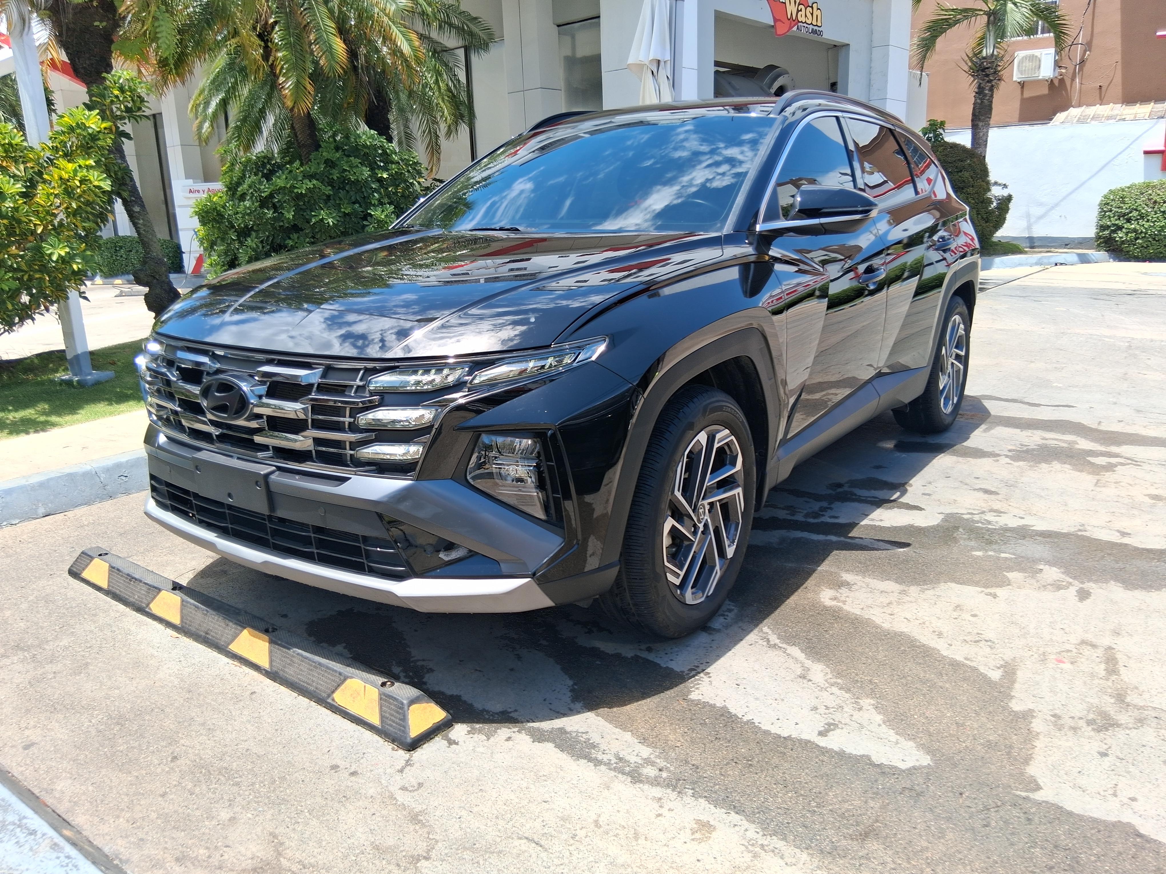 2025 Hyundai Tucson LIMITED  Foto 7314708-4.jpg