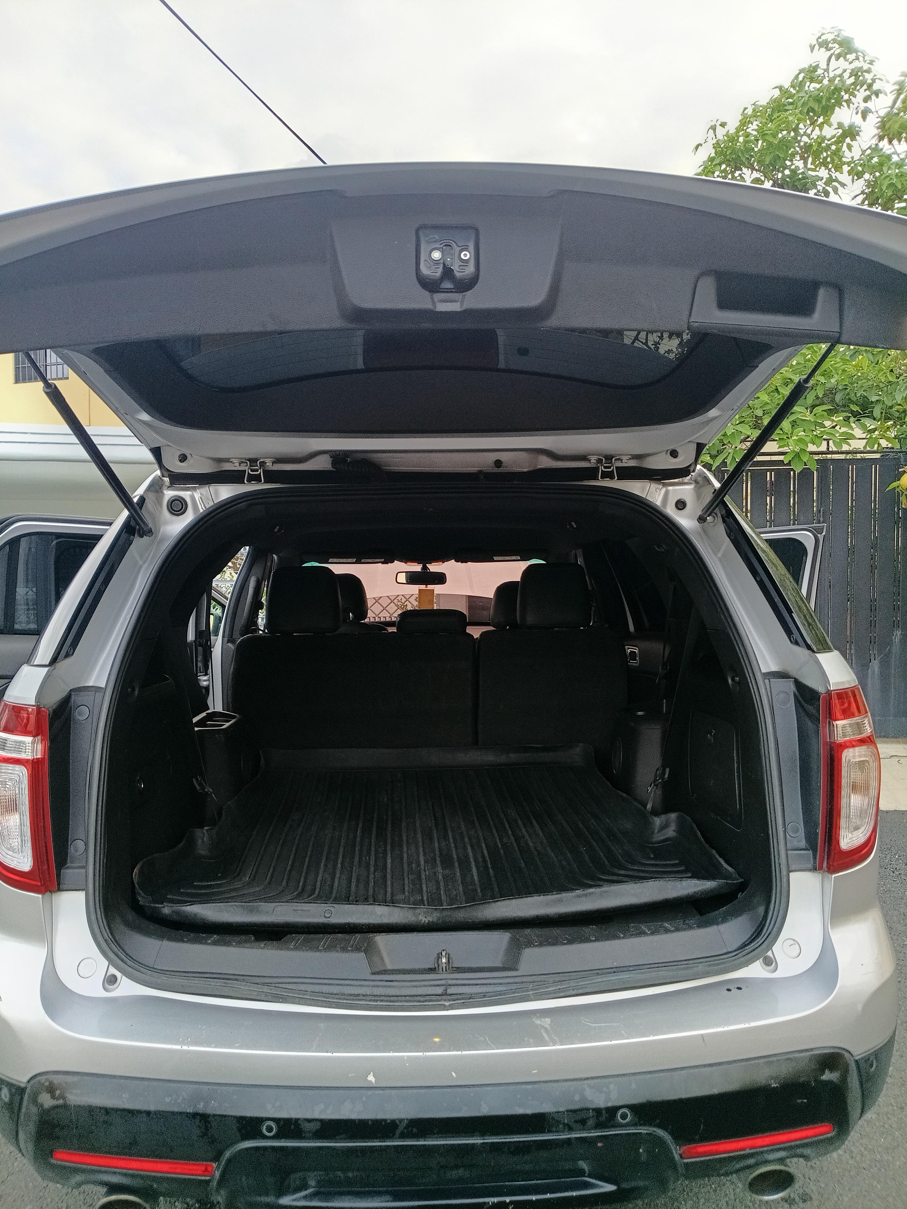 Ford Explorer XLT 3 Filas de Asientos 14  Foto 7314719-9.jpg