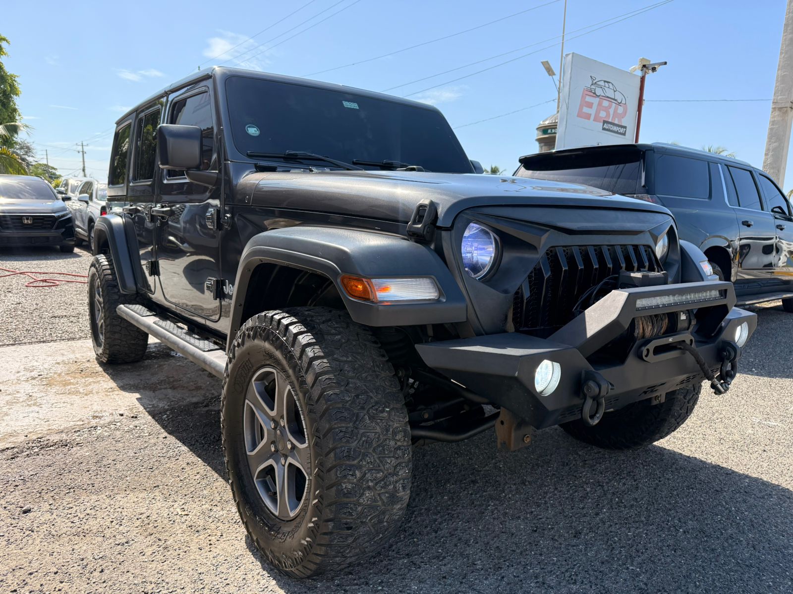Jeep Wrangler Sport S 2018 Foto 7314724-2.jpg