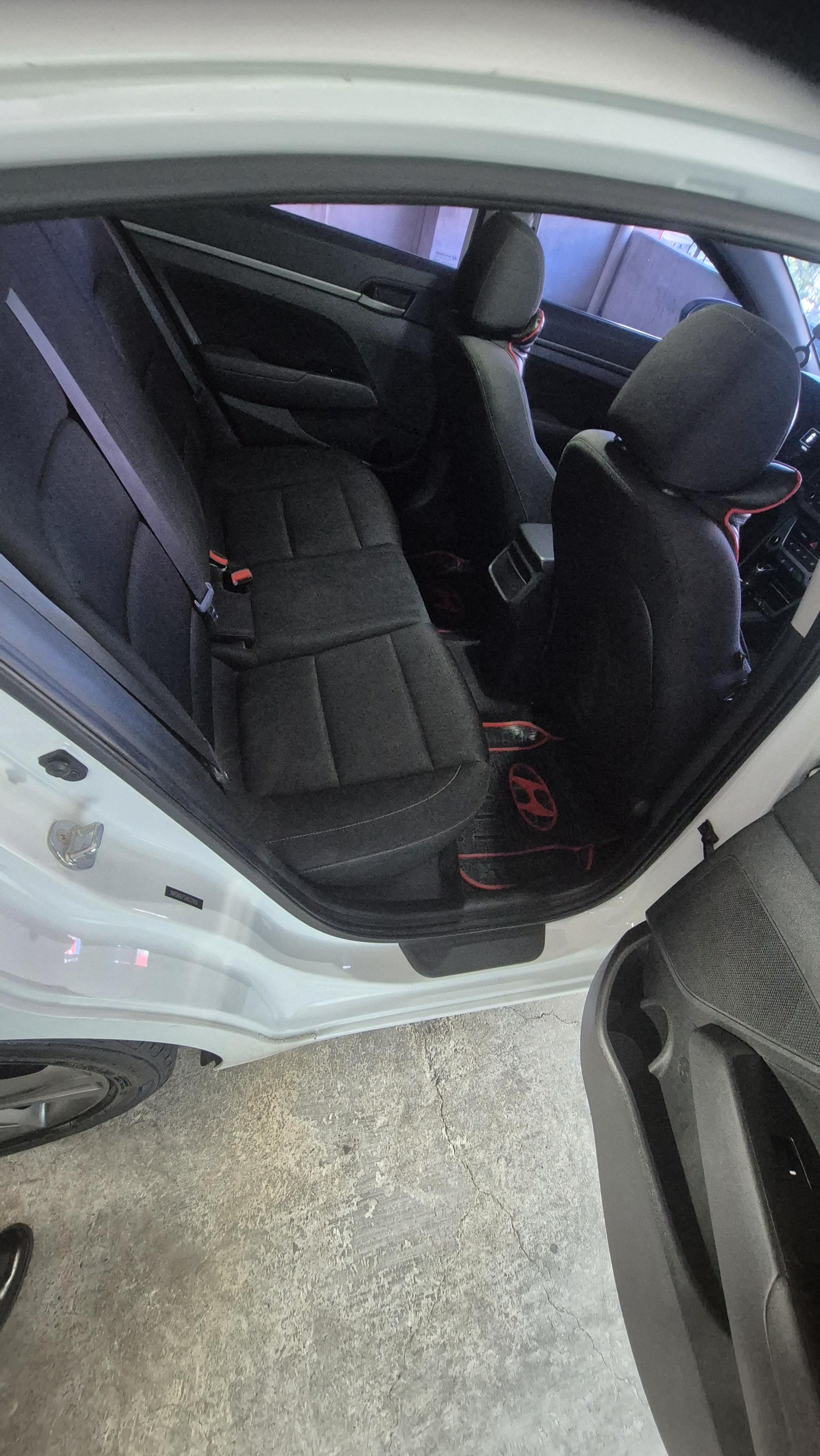 Hyundai Elantra SEL Value 2018 Foto 7314793-4.jpg