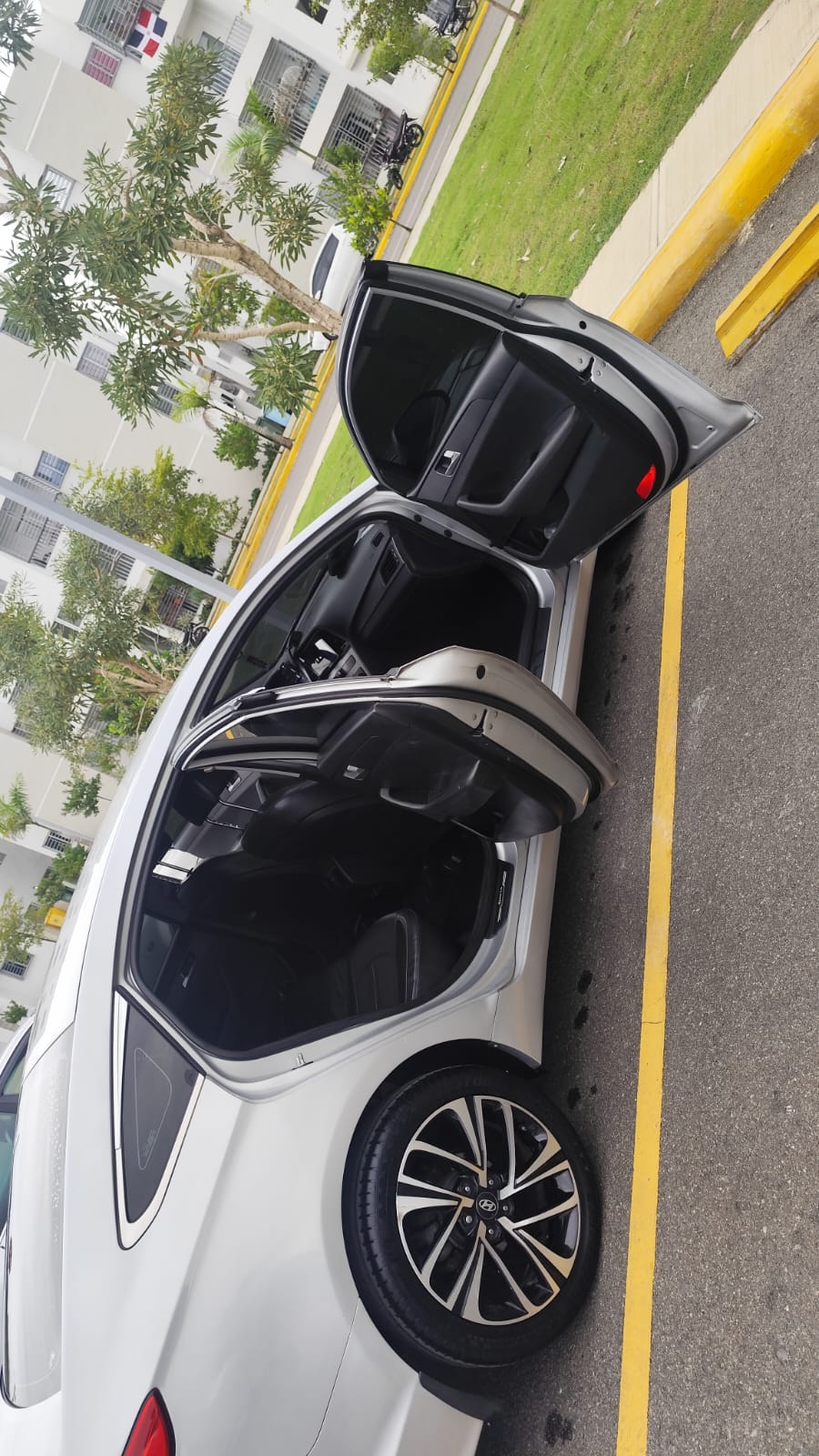 Hyundai LF 2017 Foto 7314796-7.jpg