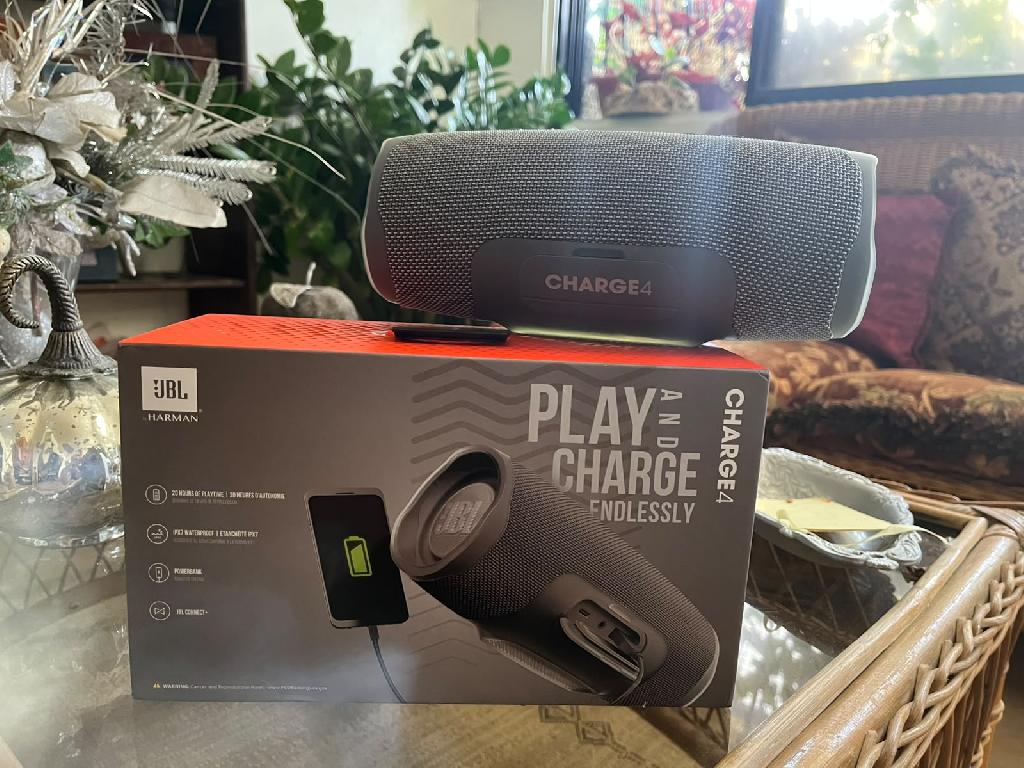 JBL Charge 4 leer descripción  Foto 7315105-3.jpg