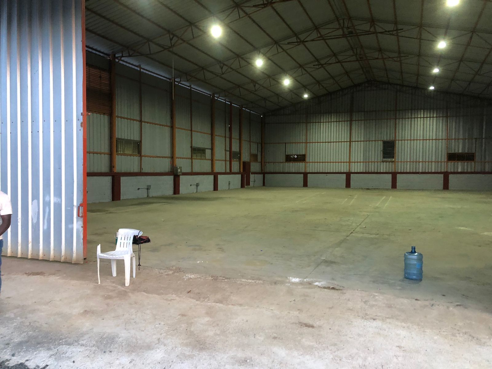 Arriendo Nave de 1000 m2 próximo Autopista Duarte Foto 7315137-5.jpg
