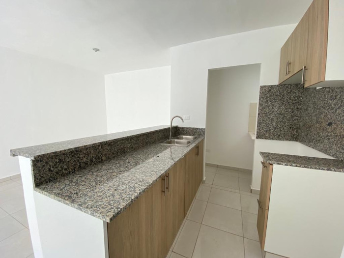 Apartamento en Venta  La Romana us80000 dolares Foto 7315139-2.jpg
