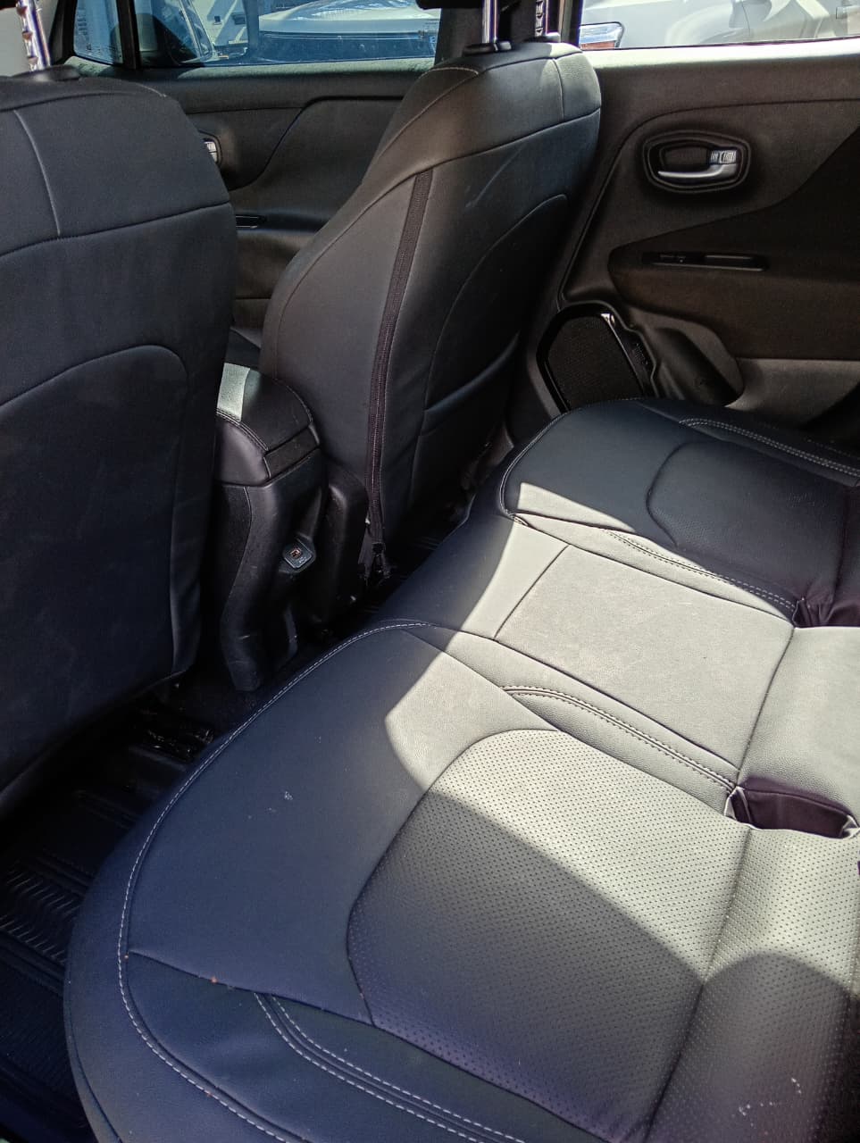 Jeep Renegade Latitude 2019 Foto 7315213-4.jpg