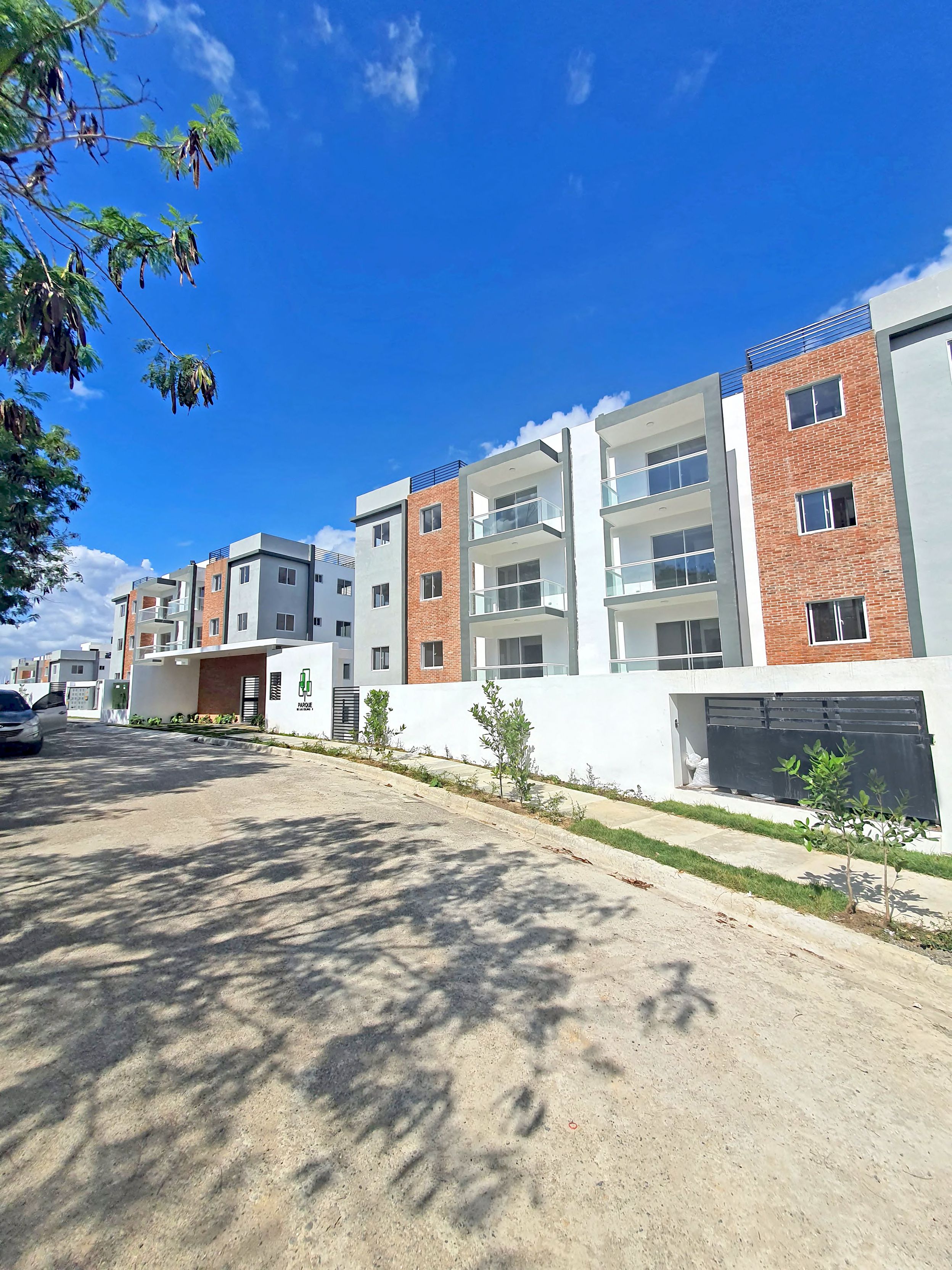 Parque de las Colinas II  Apartamentos Listos para Entrega en Santo Do Foto 7315275-1.jpg