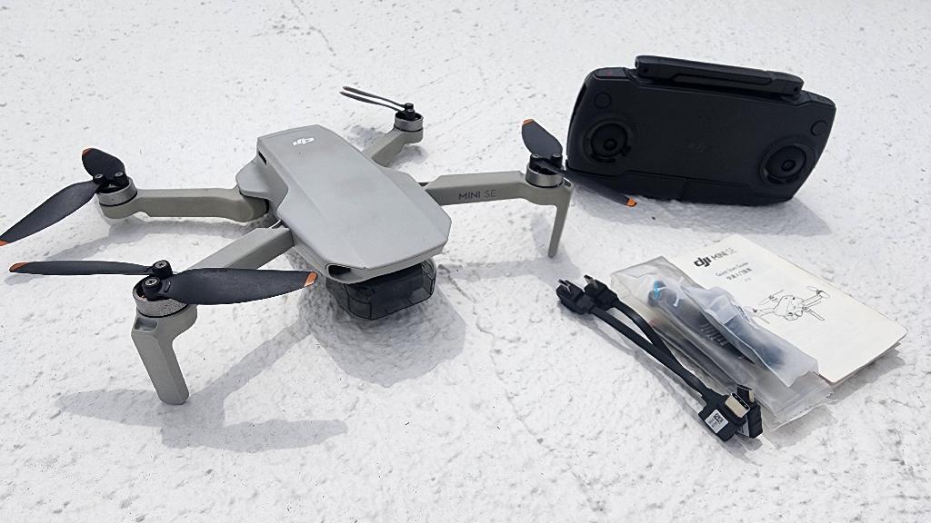 Drone DJI Mini SE Foto 7315343-1.jpg