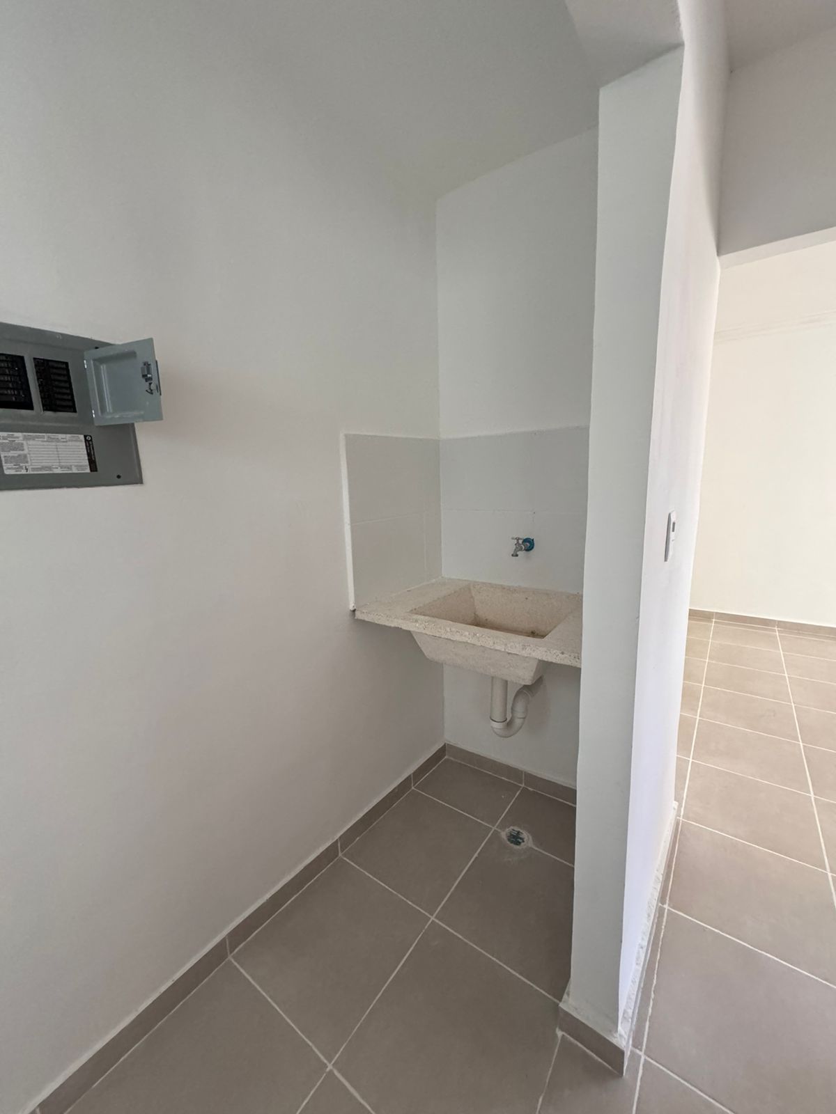 Alquiler de apartamento en Venta en la Av. Hipica con la Ecologica. Foto 7315435-9.jpg