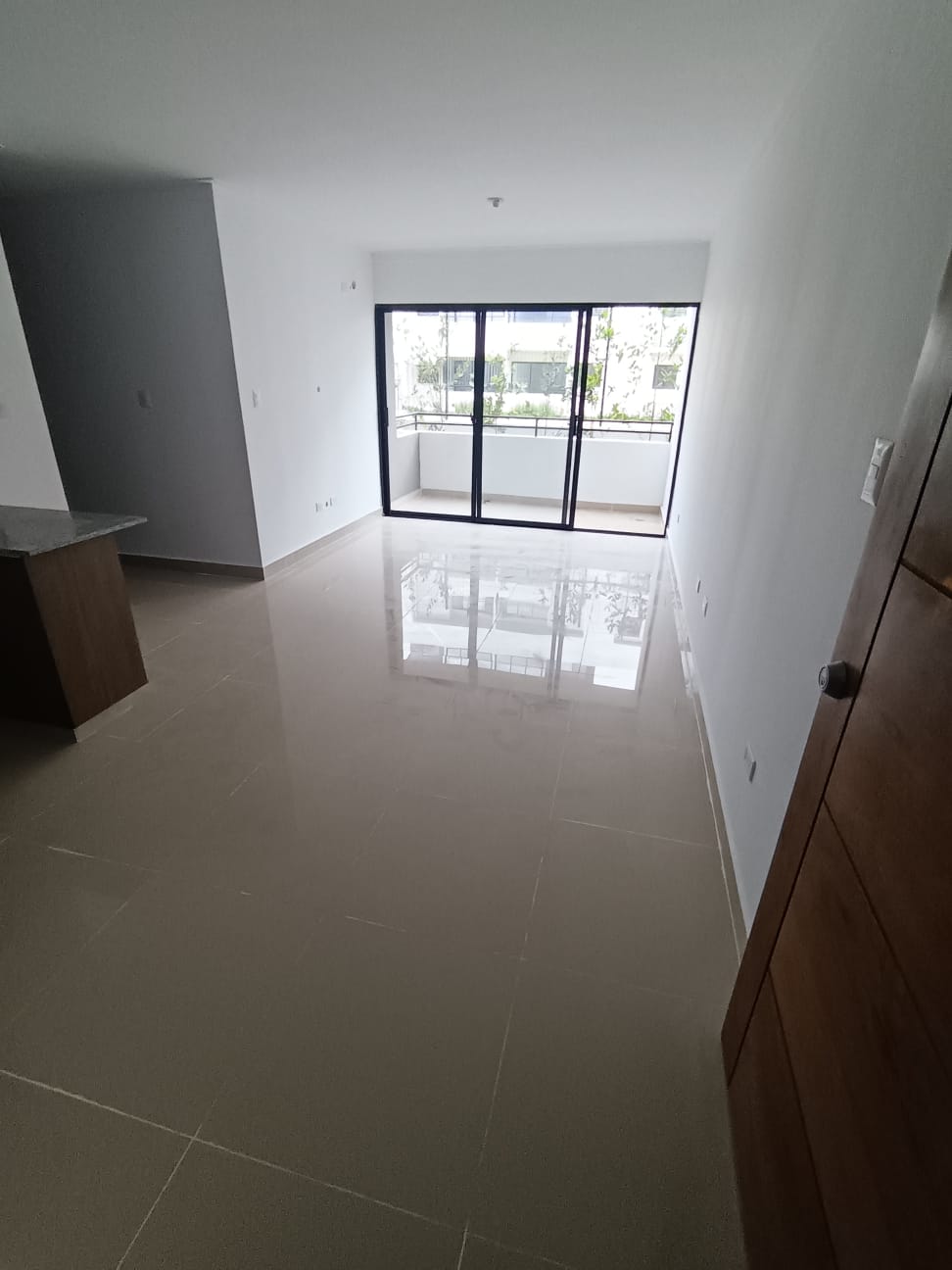 Alquiler de inmueble próximo a la Ciudad Juan Bosch. Foto 7315438-3.jpg