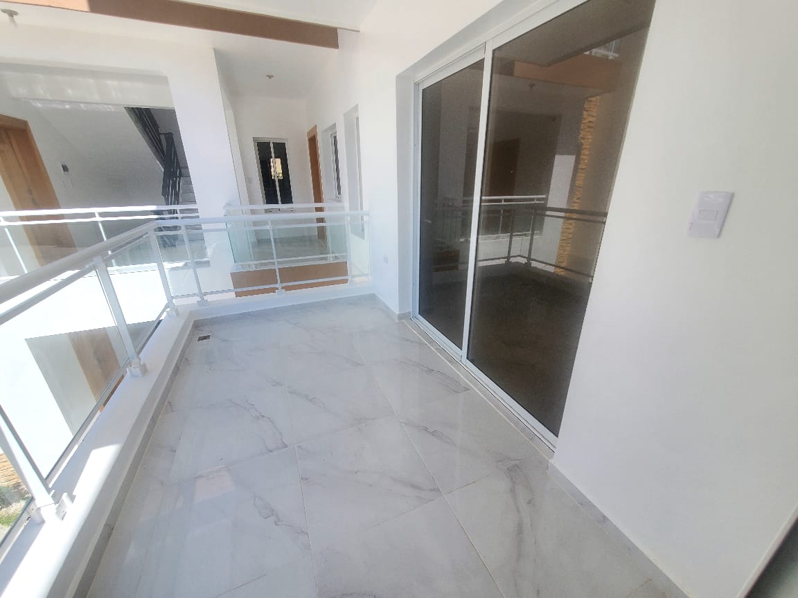 Vendo Exclusivo Apto de 3 HABS. 137 Mts.2 en URB. TORRE ALTA de Puerto Foto 7315510-3.jpg