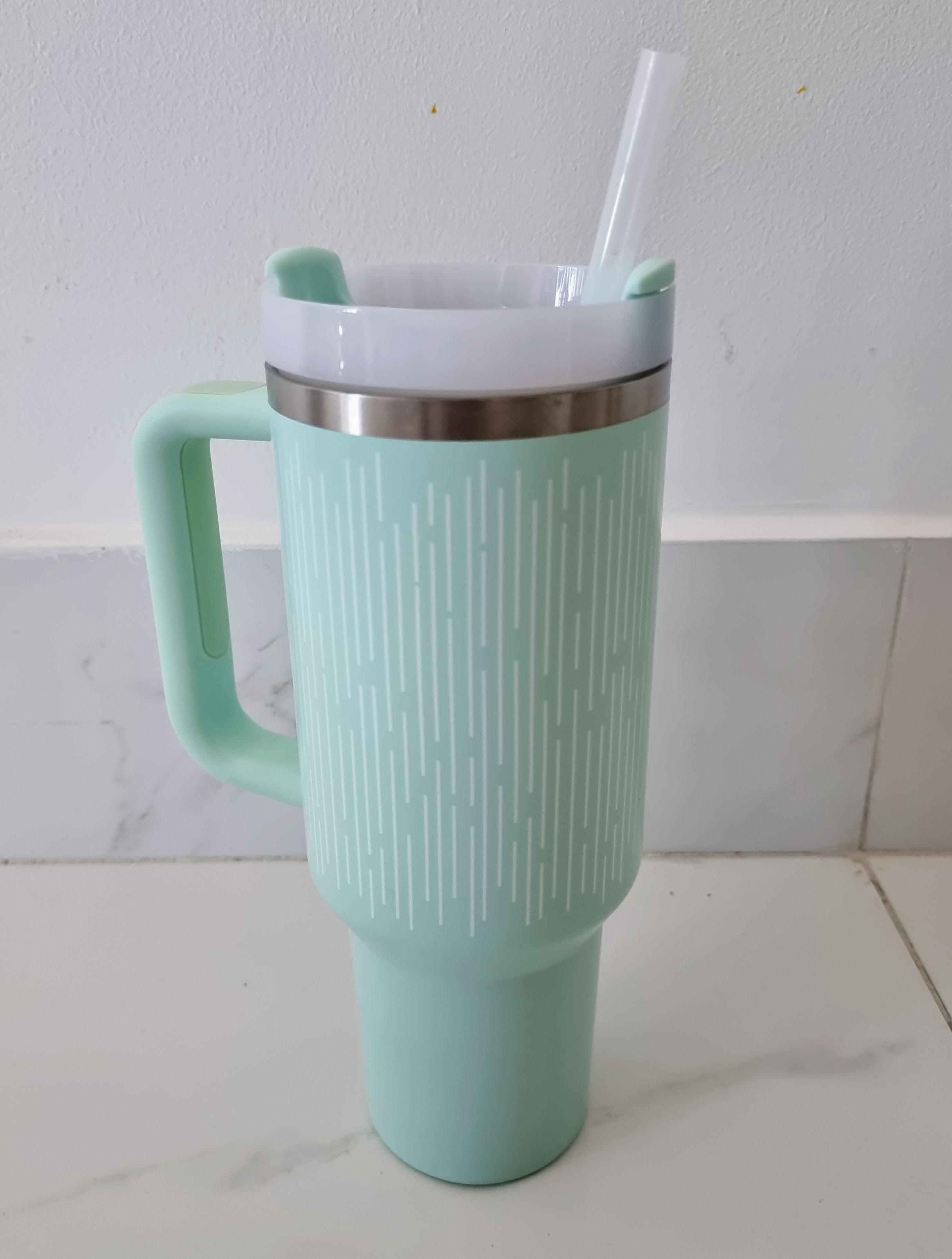 Termo Stanley Quencher H2.0 - 40 oz / 1.18 L Foto 7315615-2.jpg