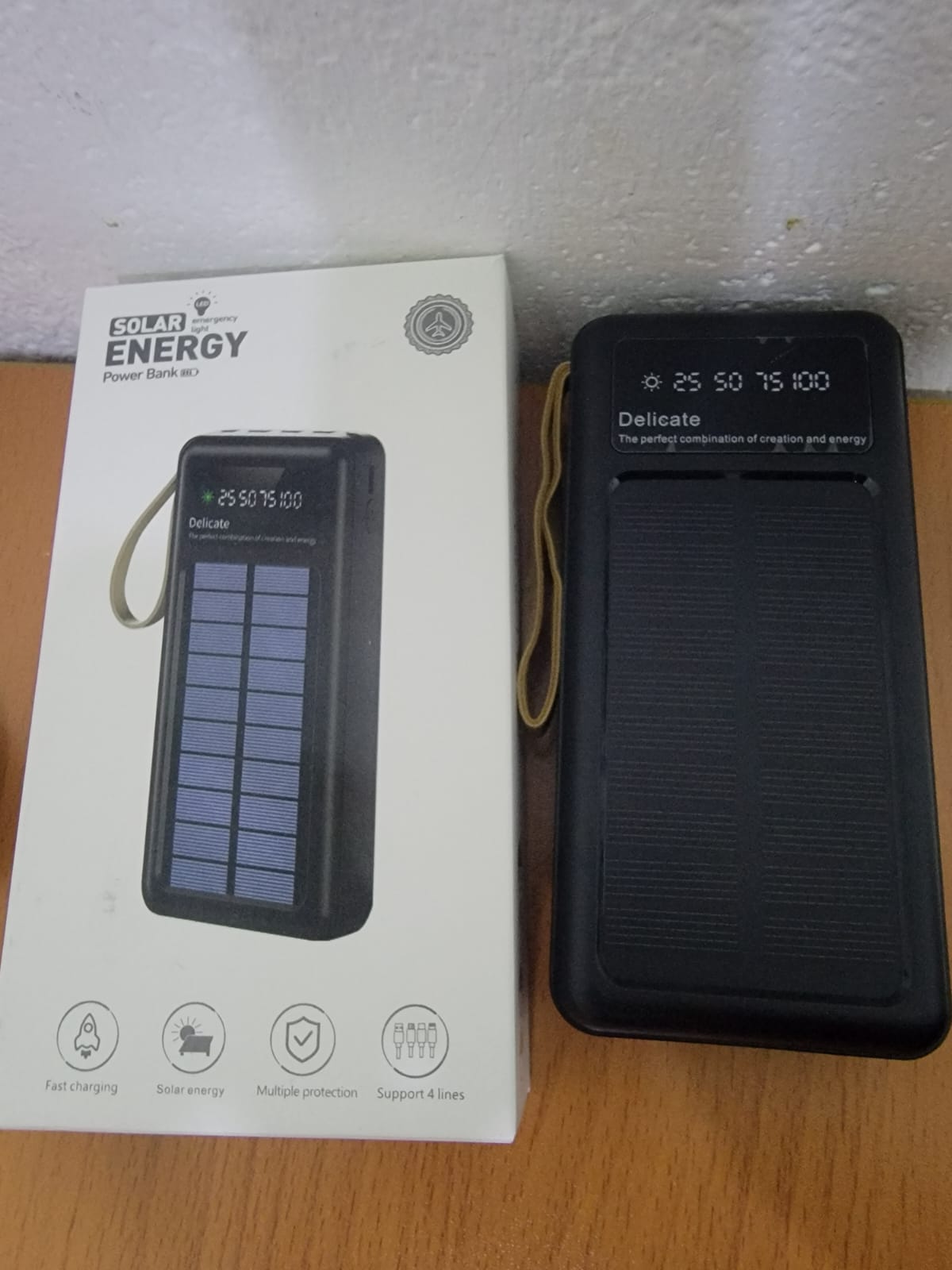 Cargador Portátil Solar AP-220 para Celulares y Dispositivos USB Foto 7315696-2.jpg