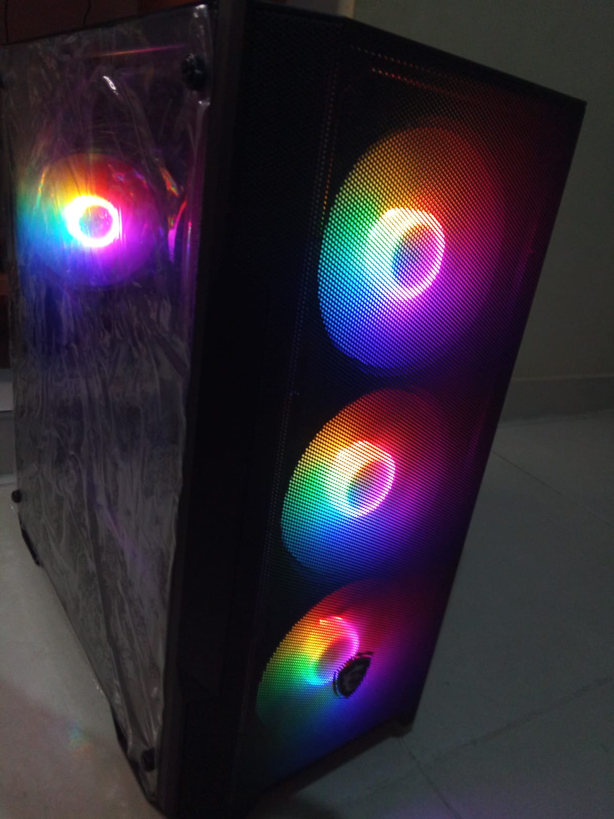 PC Gamer y Trabajo Pesado - Ryzen 5 5600GT / 32GB RAM / 500GB SSD Solo Foto 7315703-4.jpg