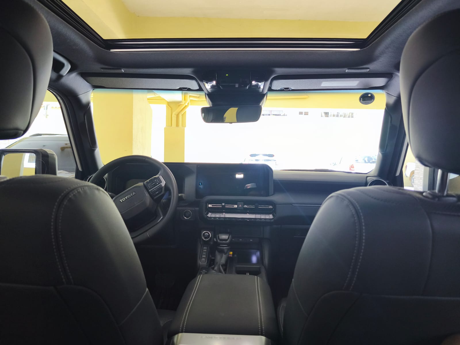 Toyota Land Cruiser Prado Diésel 26  Foto 7315764-6.jpg