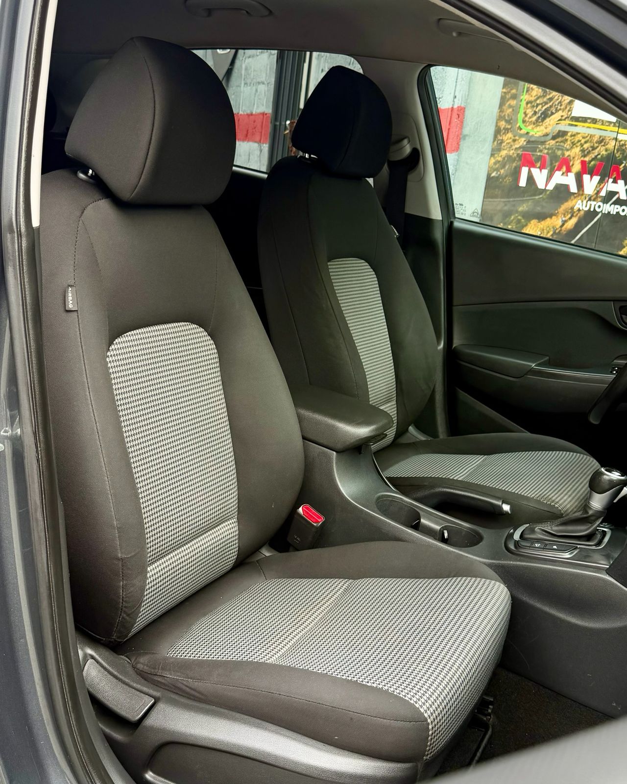 HYUNDAI KONA SEL 2020 Foto 7315873-8.jpg