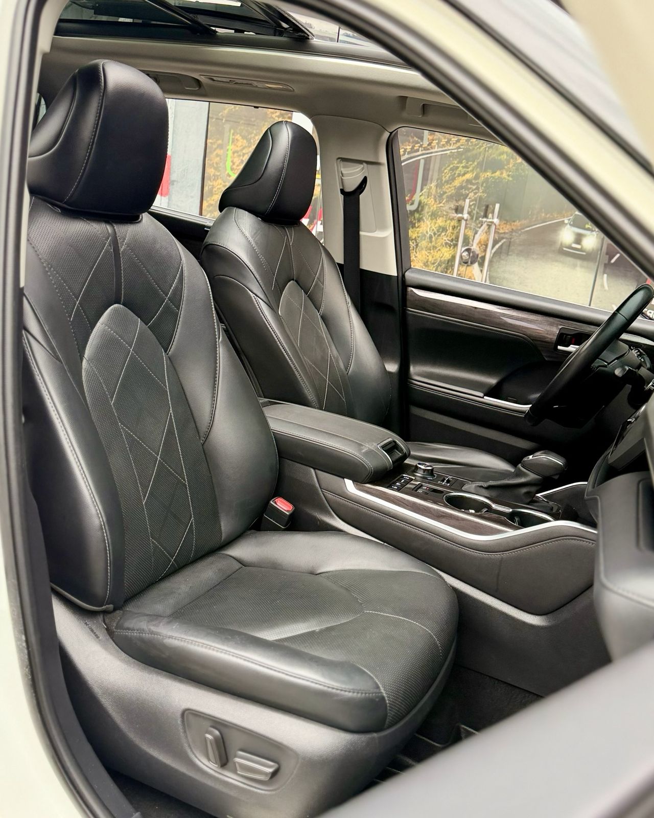 TOYOTA HIGHLANDER LIMITED PLATINUM AWD 2021 Foto 7315881-10.jpg